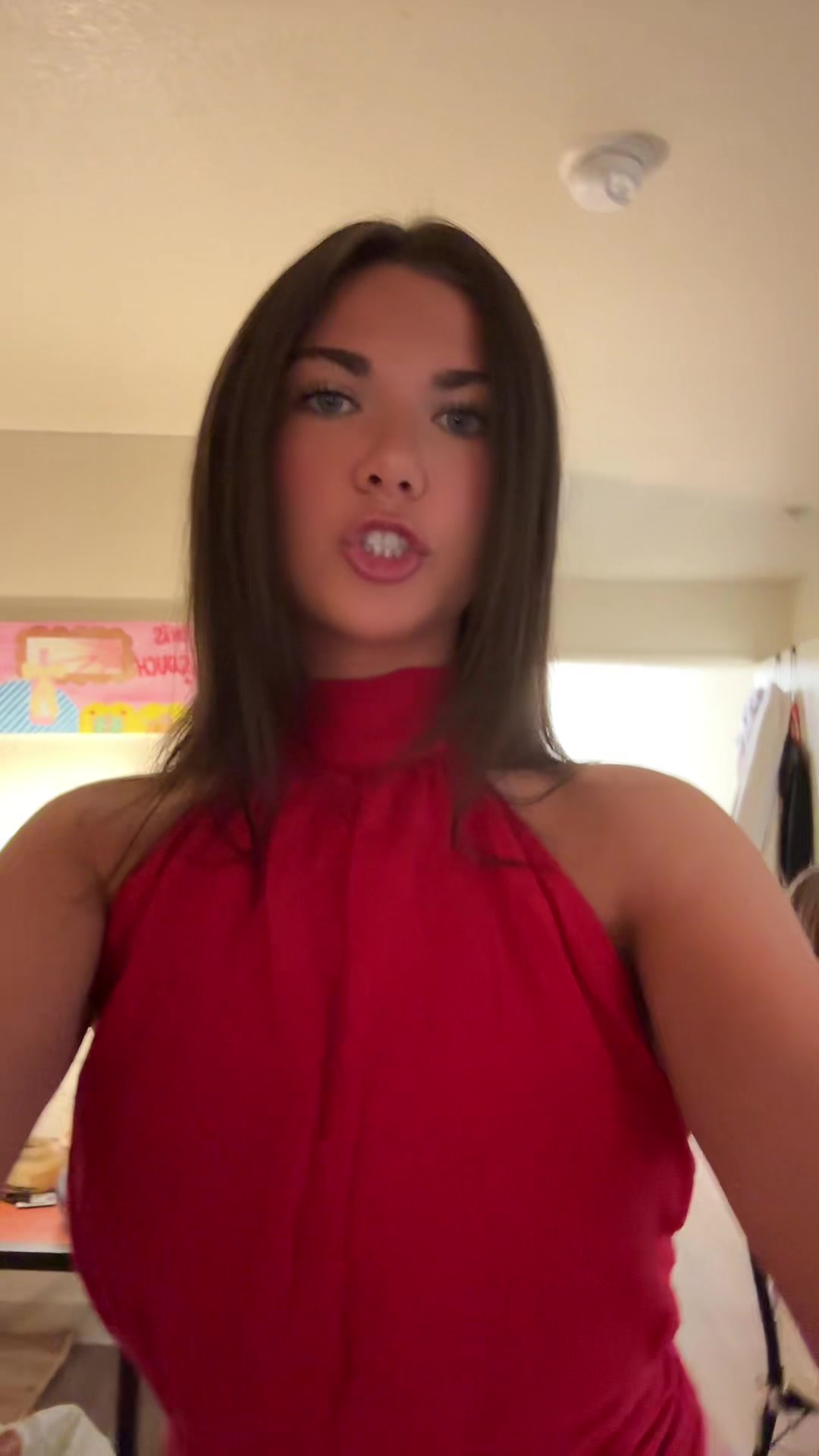 @Ava