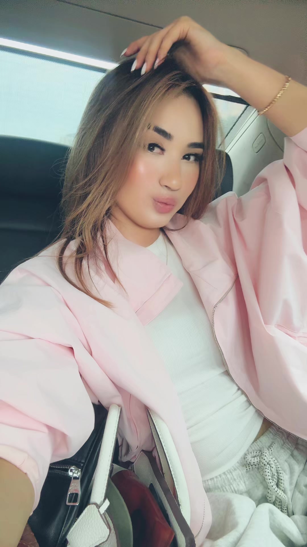 @Aiiiiii