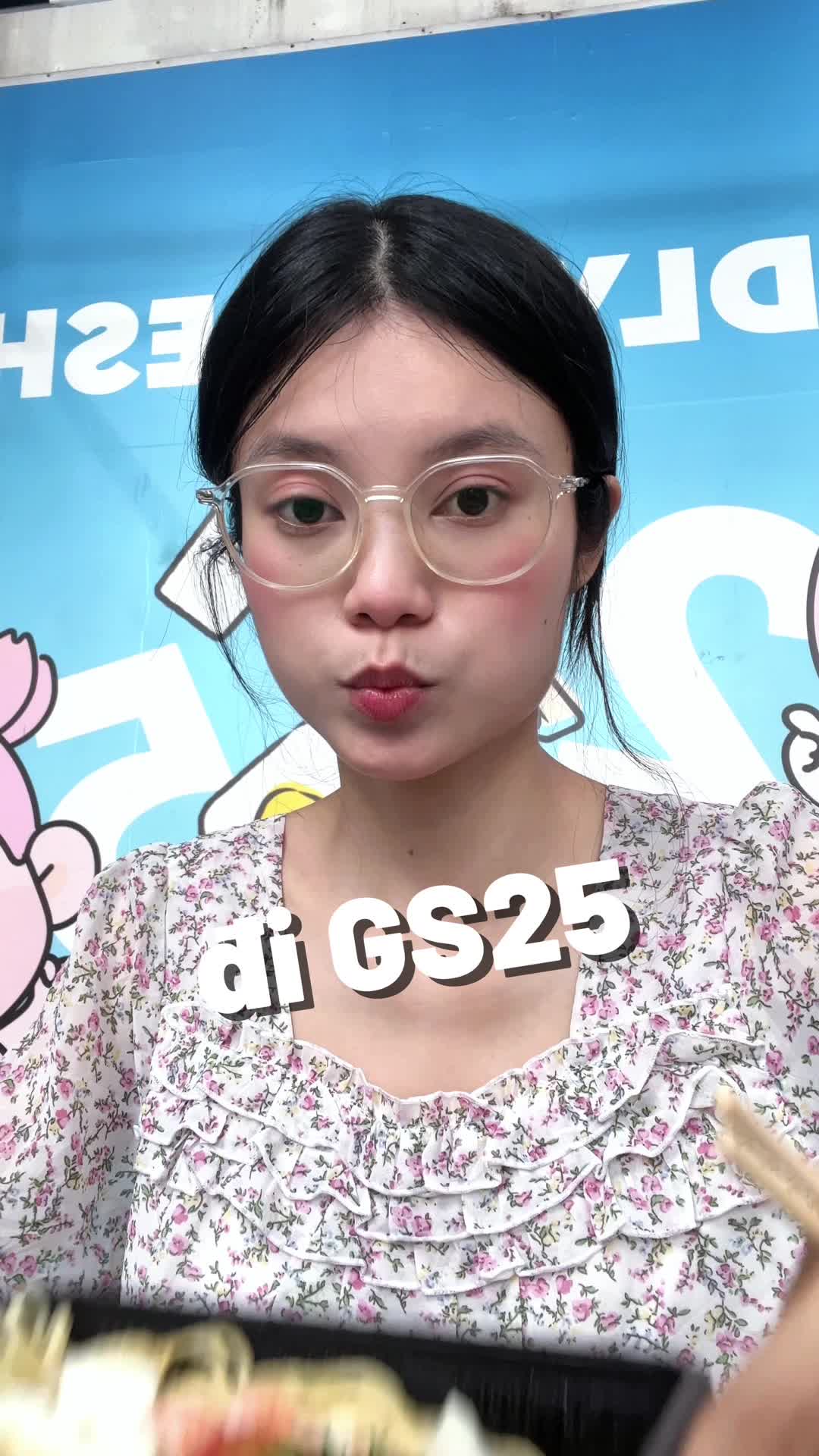 @m&ocirc; hi đang học