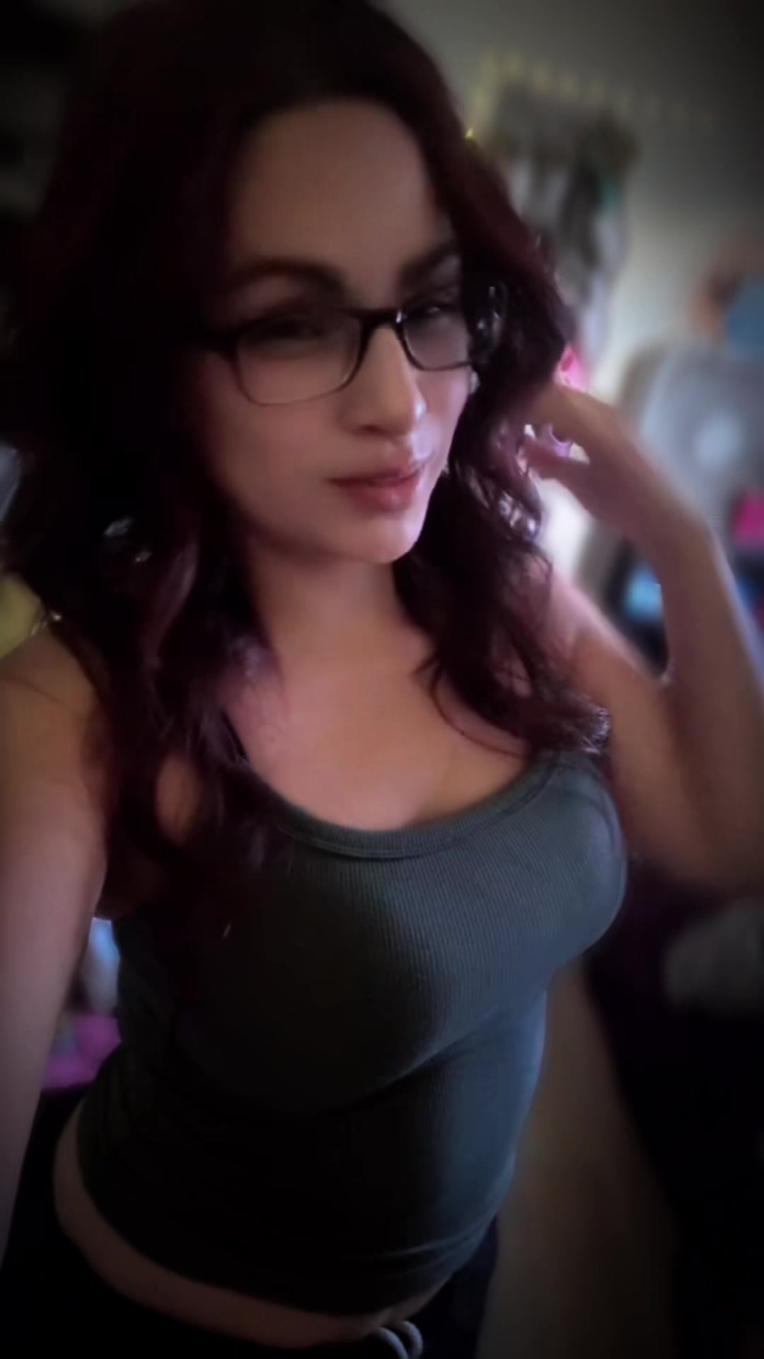 @KittynIza