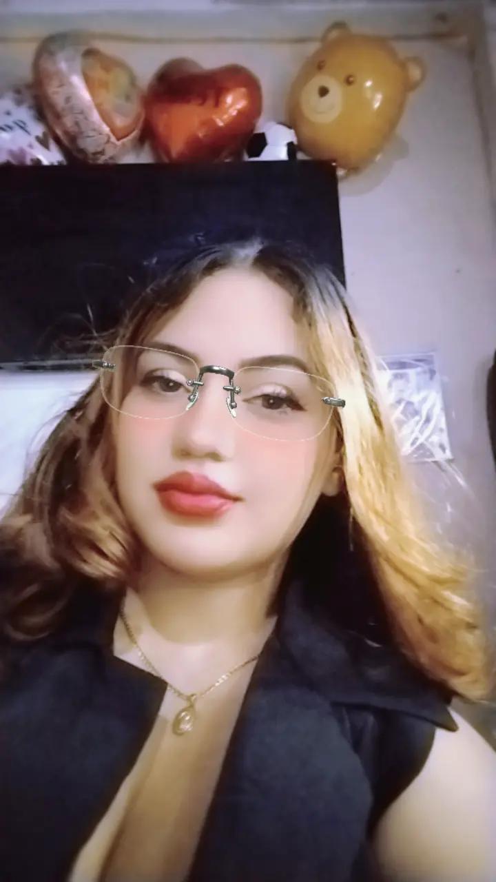 @Kerlly Correa✨️💋