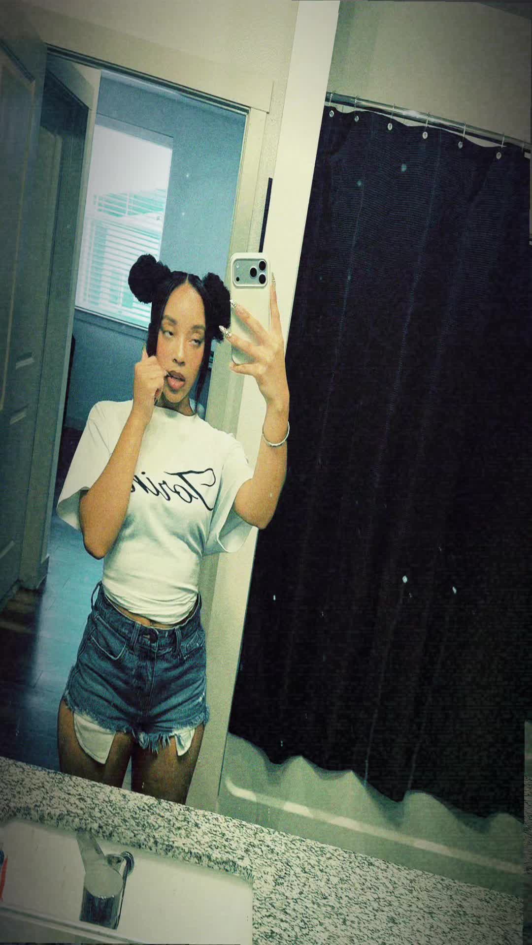 @Kayla J&rsquo;Nay