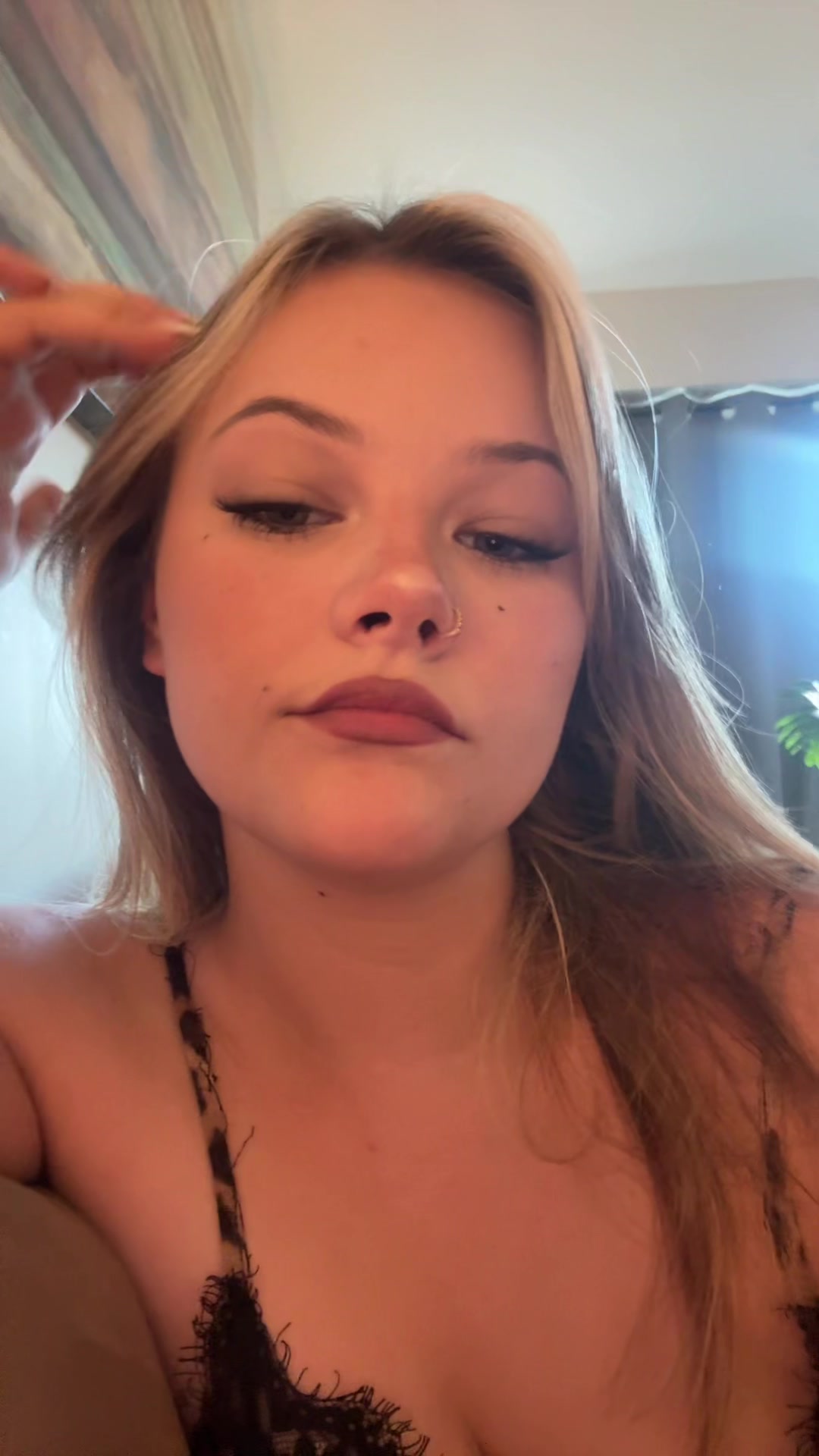 @hot bitch