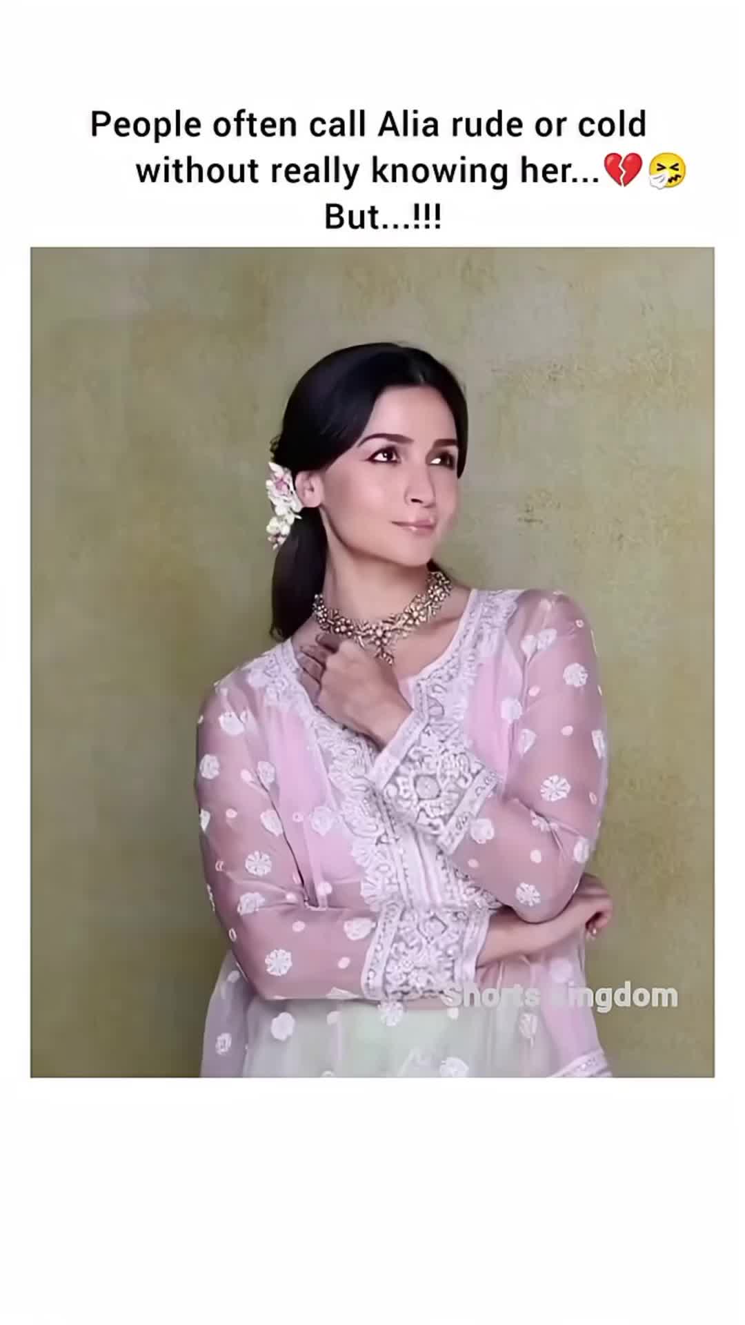 @𝐁𝐨𝐥𝐥𝐲𝐰𝐨𝐨𝐝𝐇𝐮𝐛 ❤️🔥