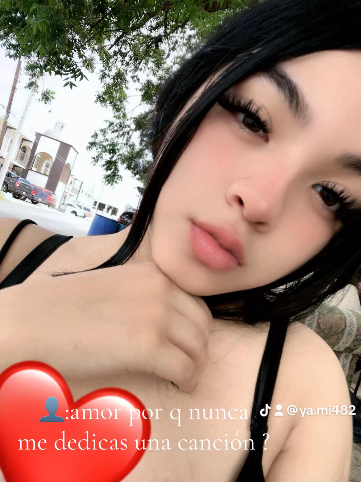 @🎭