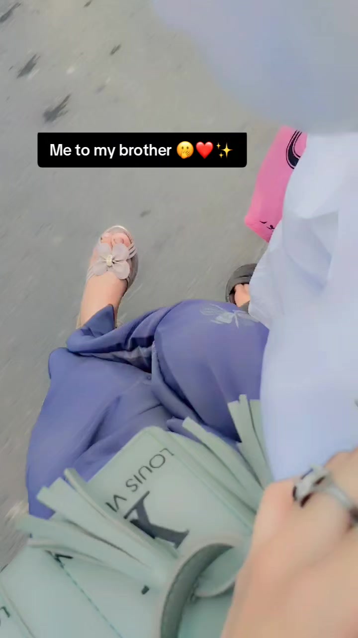 @ᥫ᭡🦋LISHYY💅ᥫ᭡
