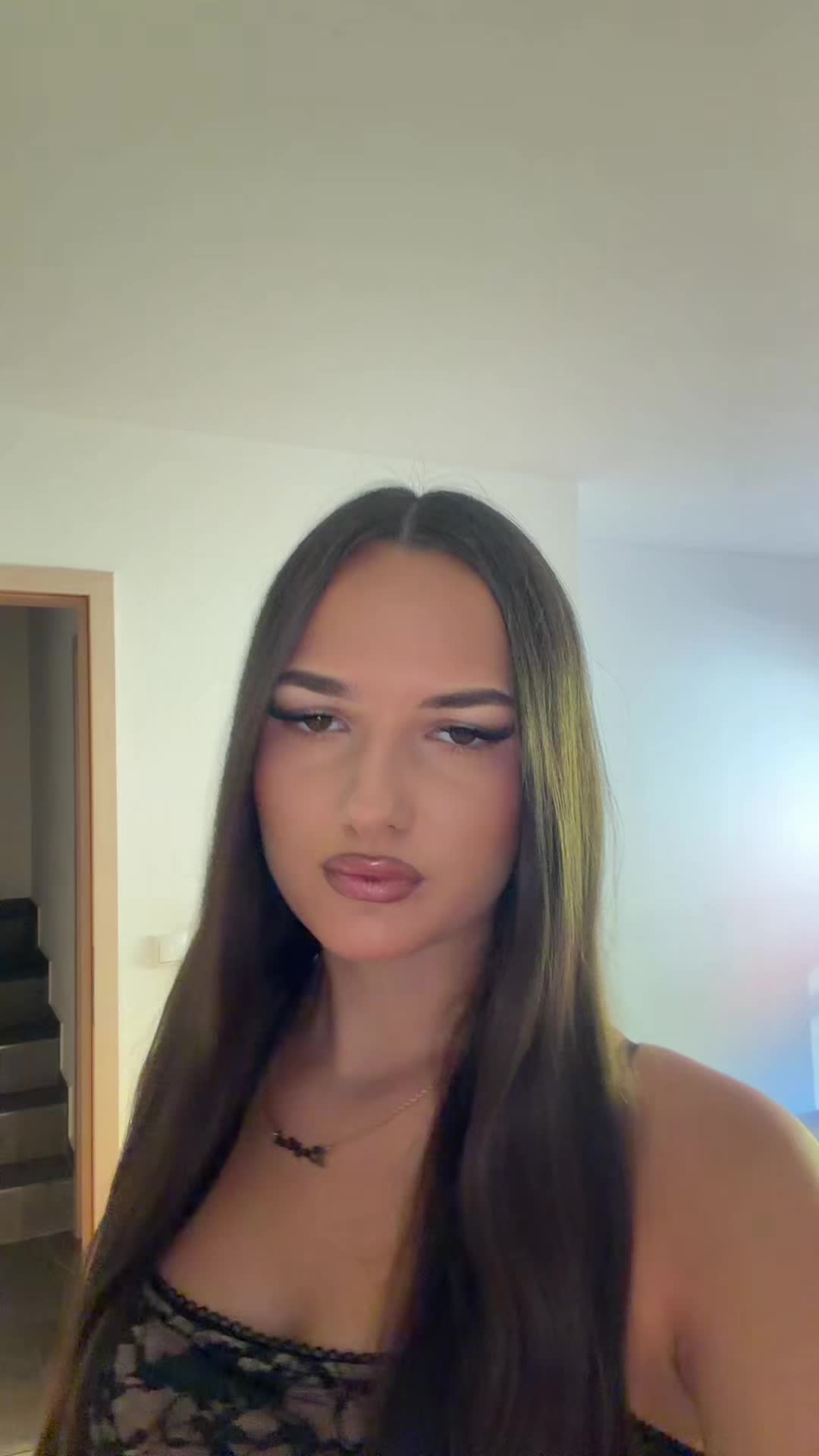 @🇦🇱