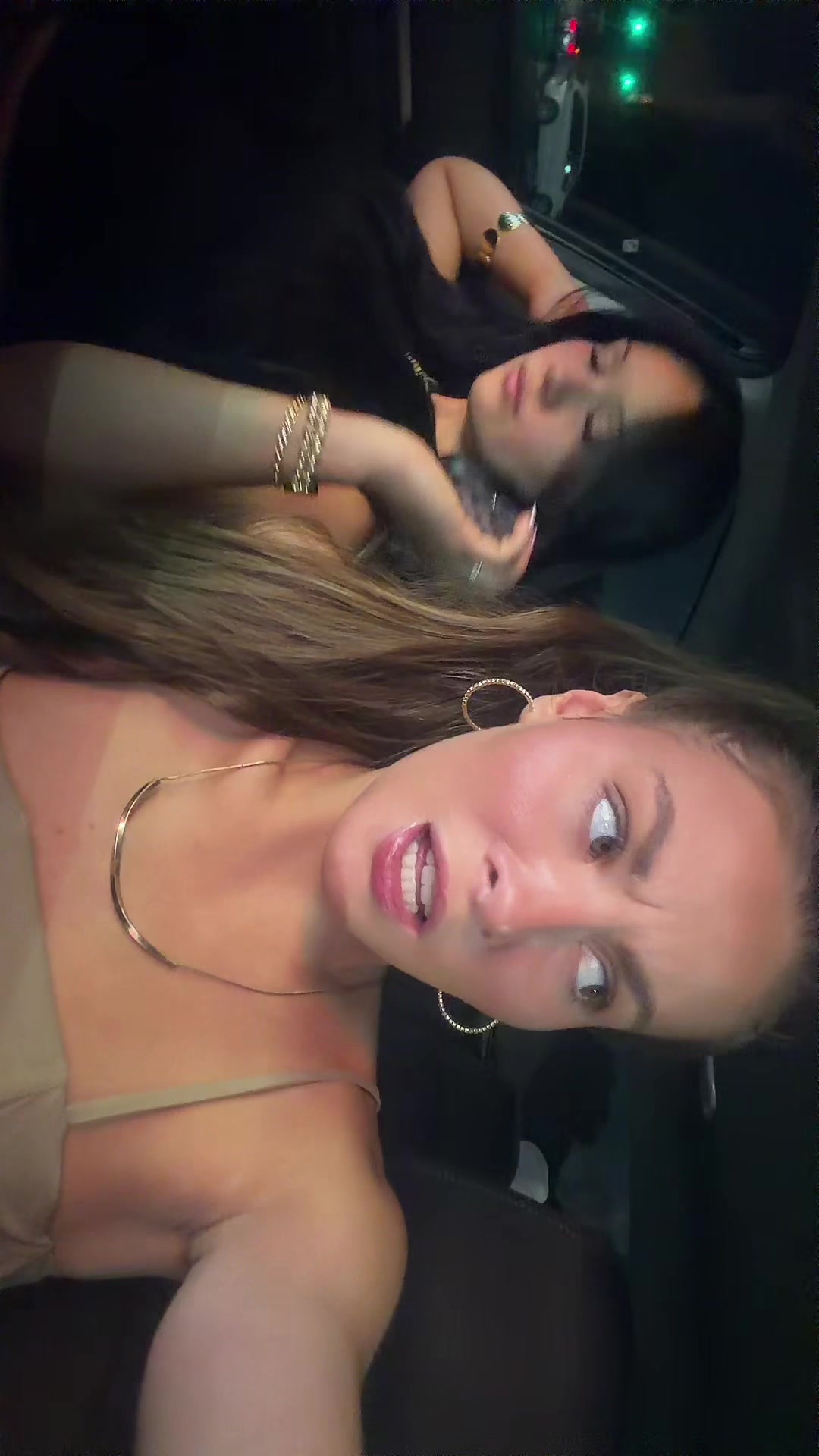 @Aliviaoravec