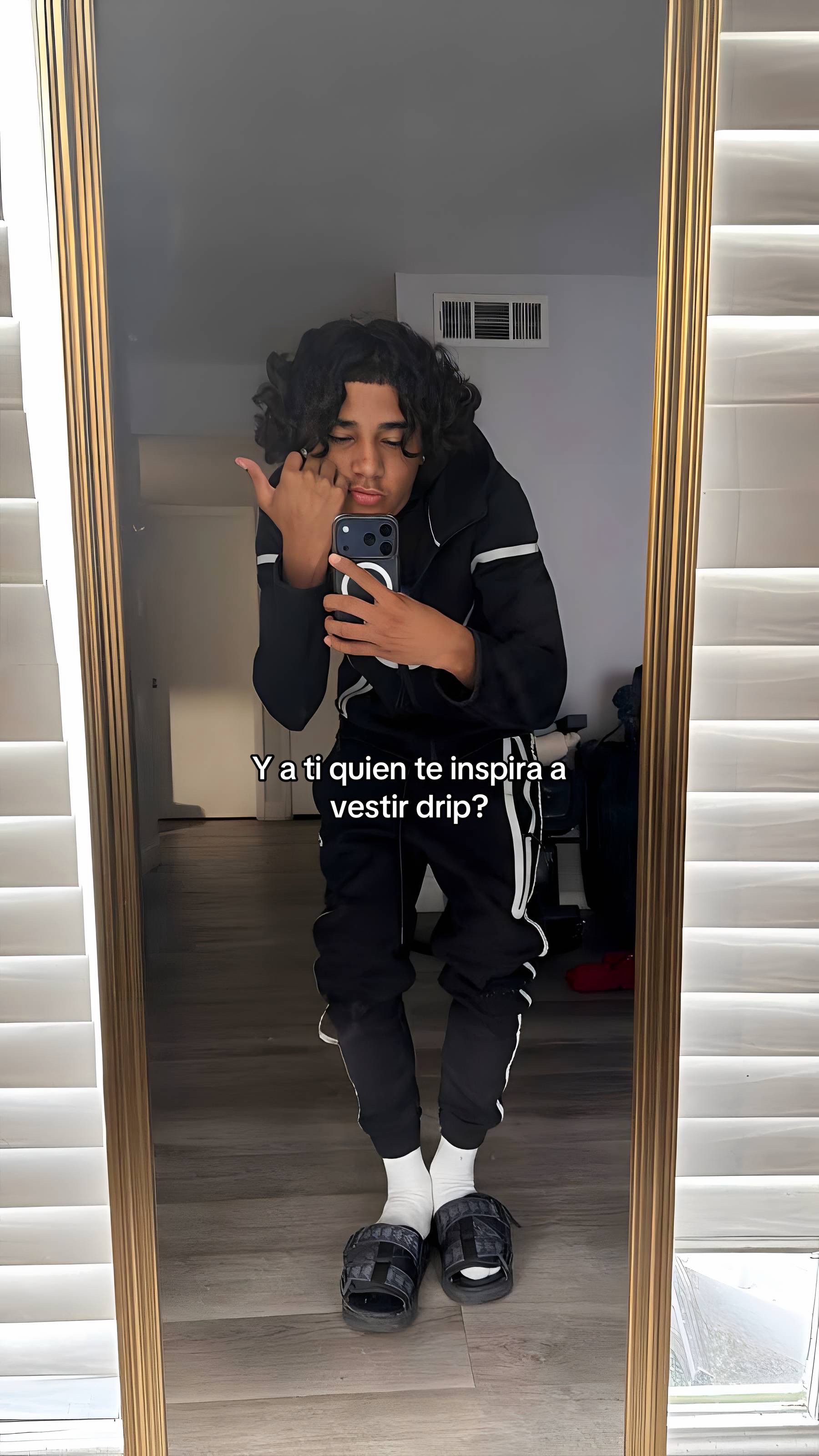 @Zurdo.