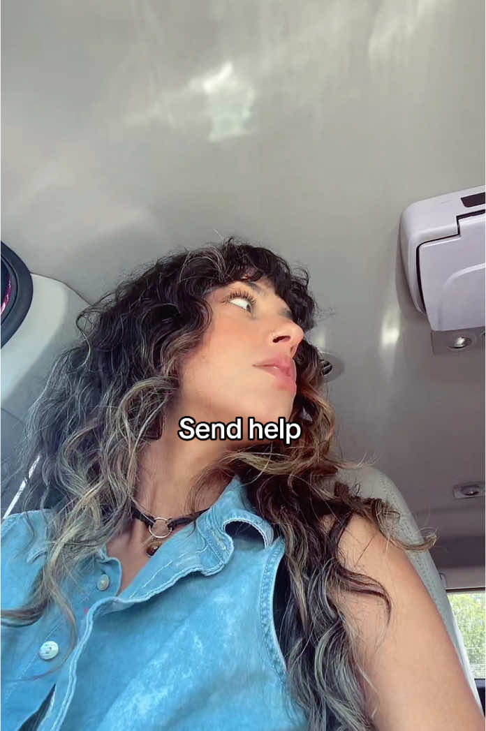 @Dani Jones🦋