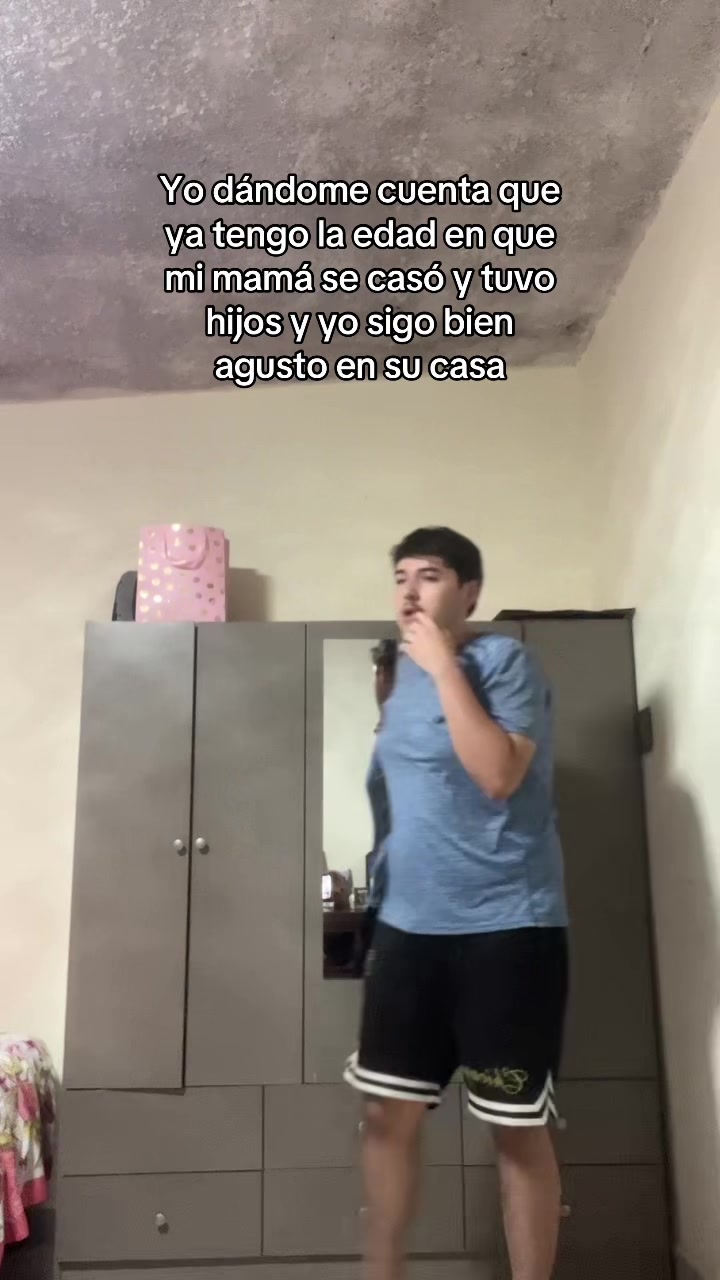 @Soyadrianrussell