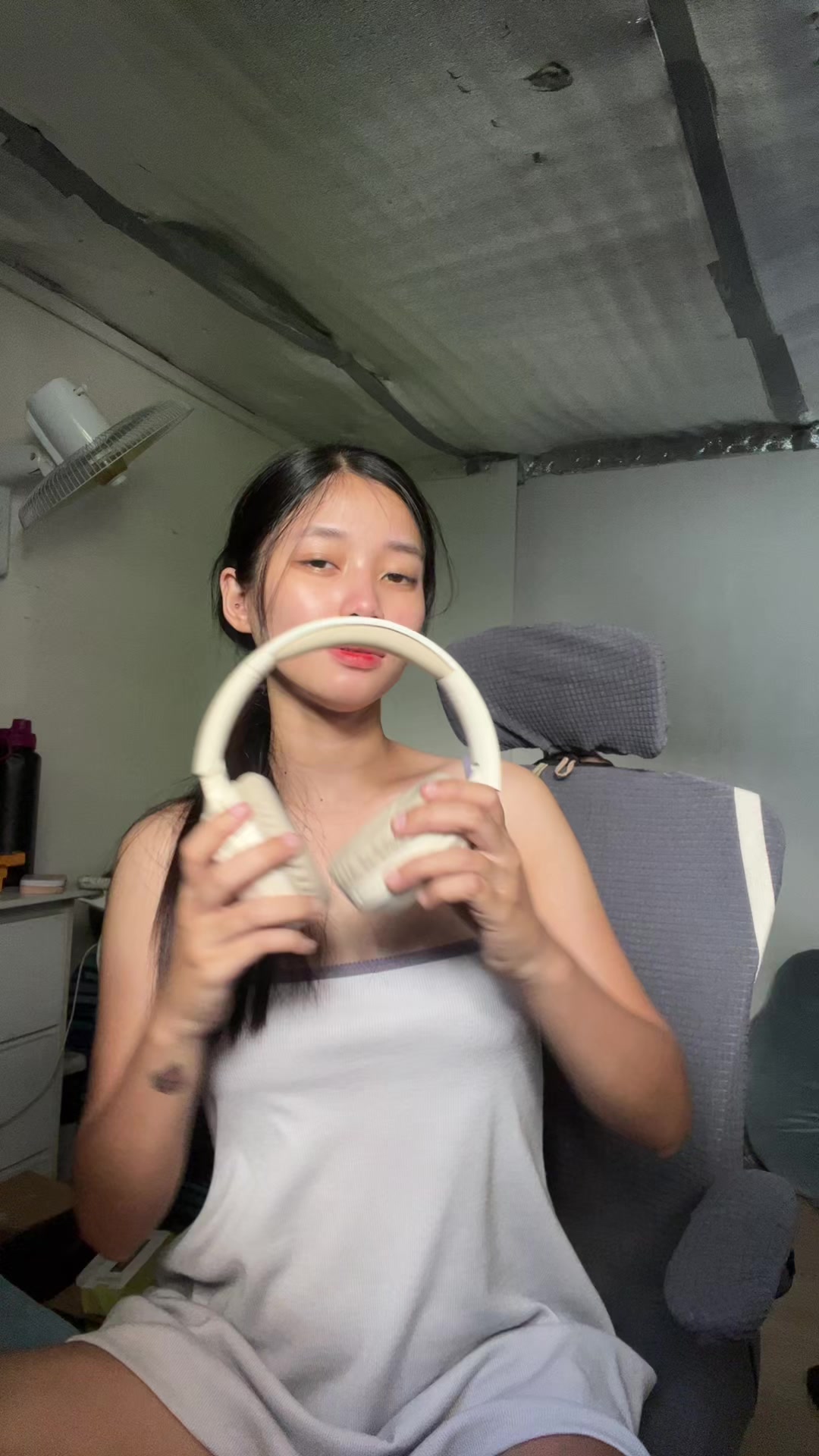 @Cy