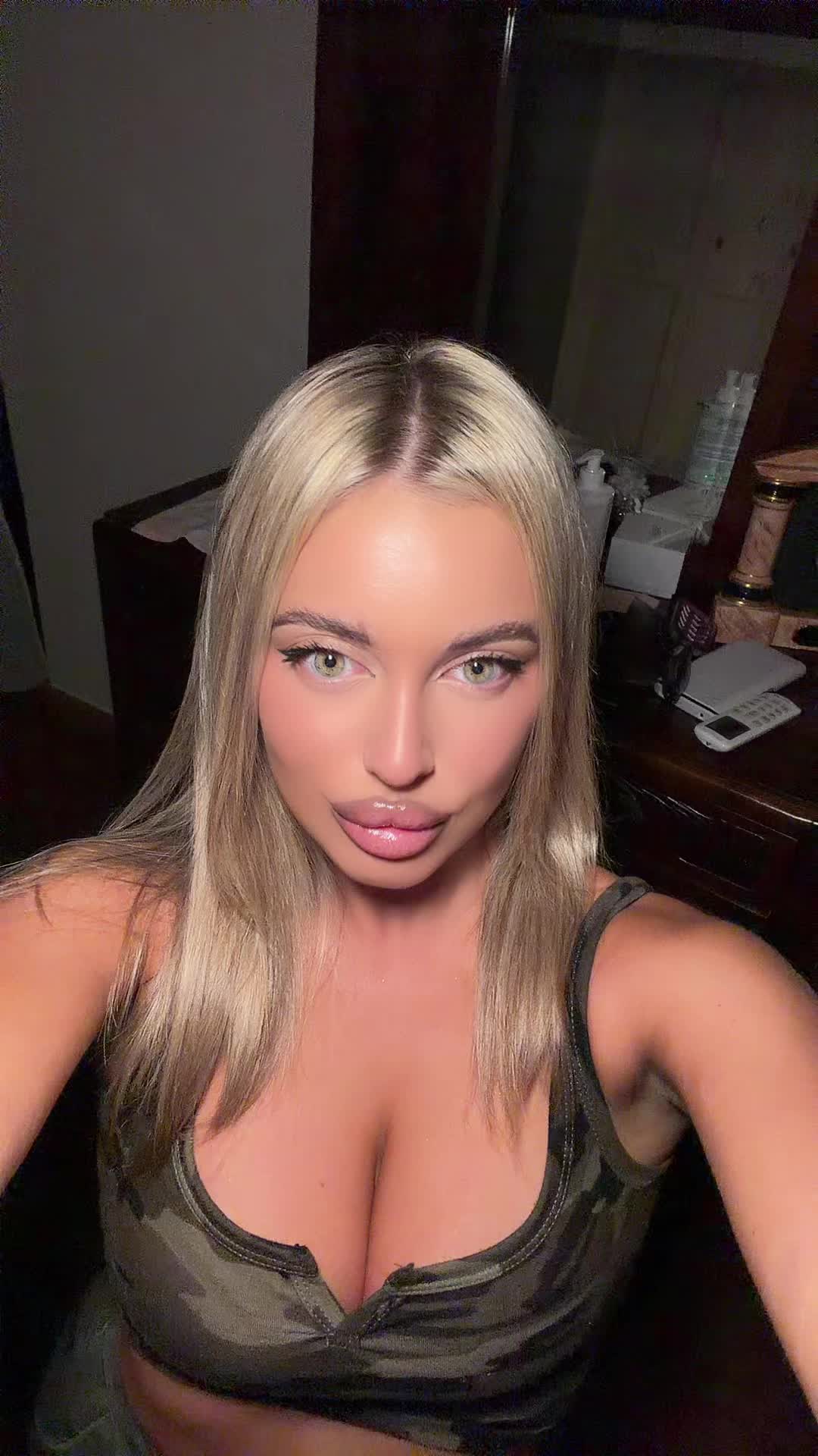 @chiaraaderosa