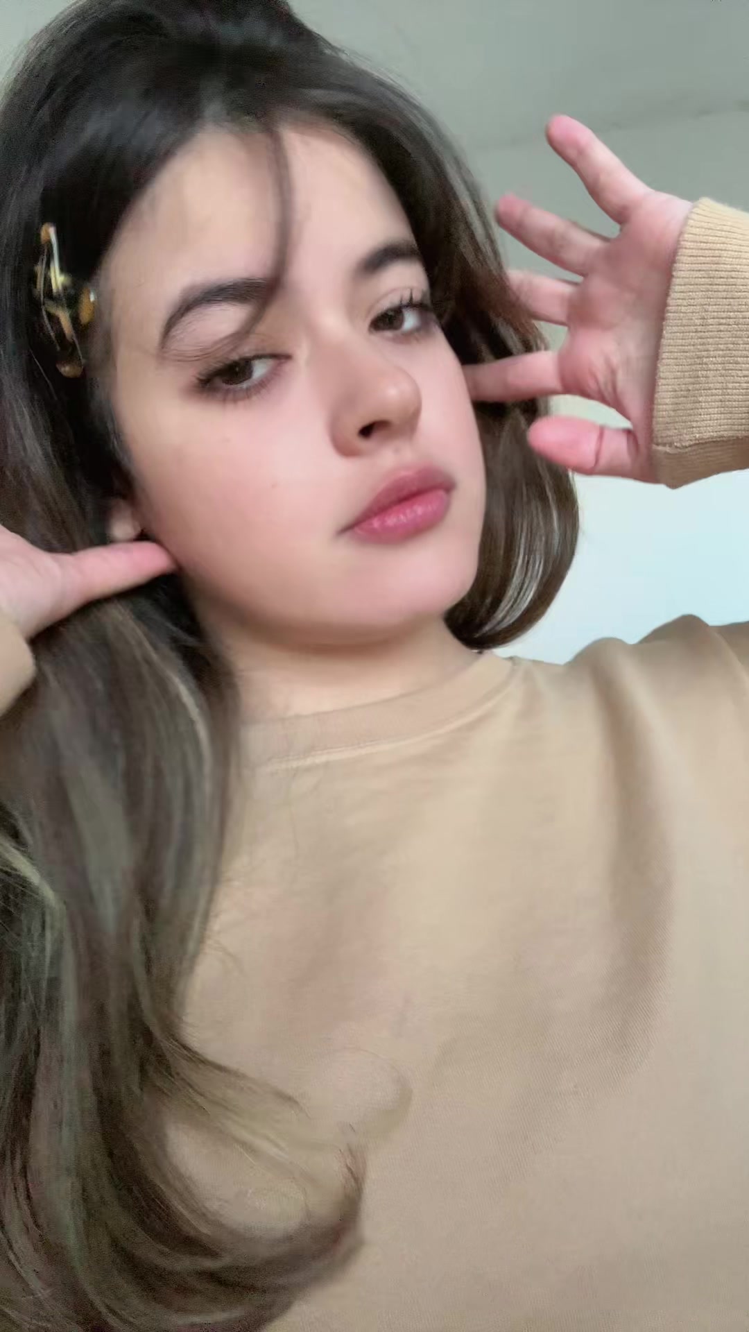 @cheli_._._