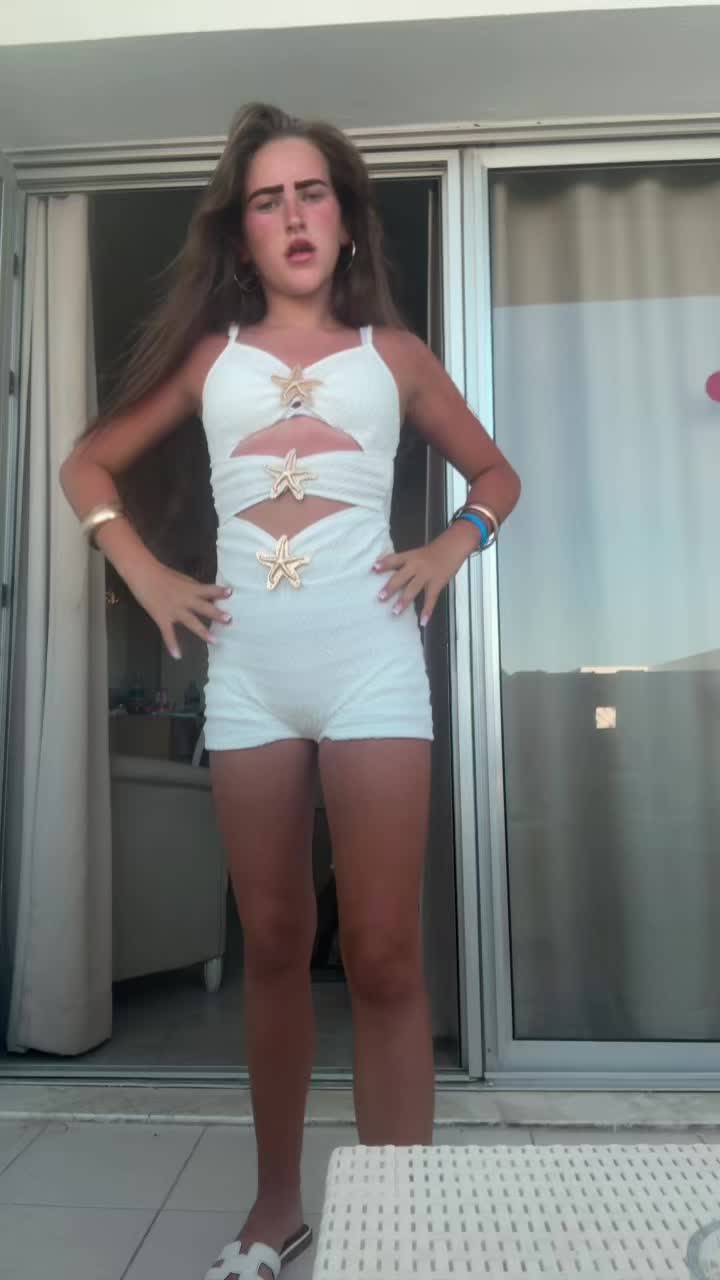 @annabelprice1
