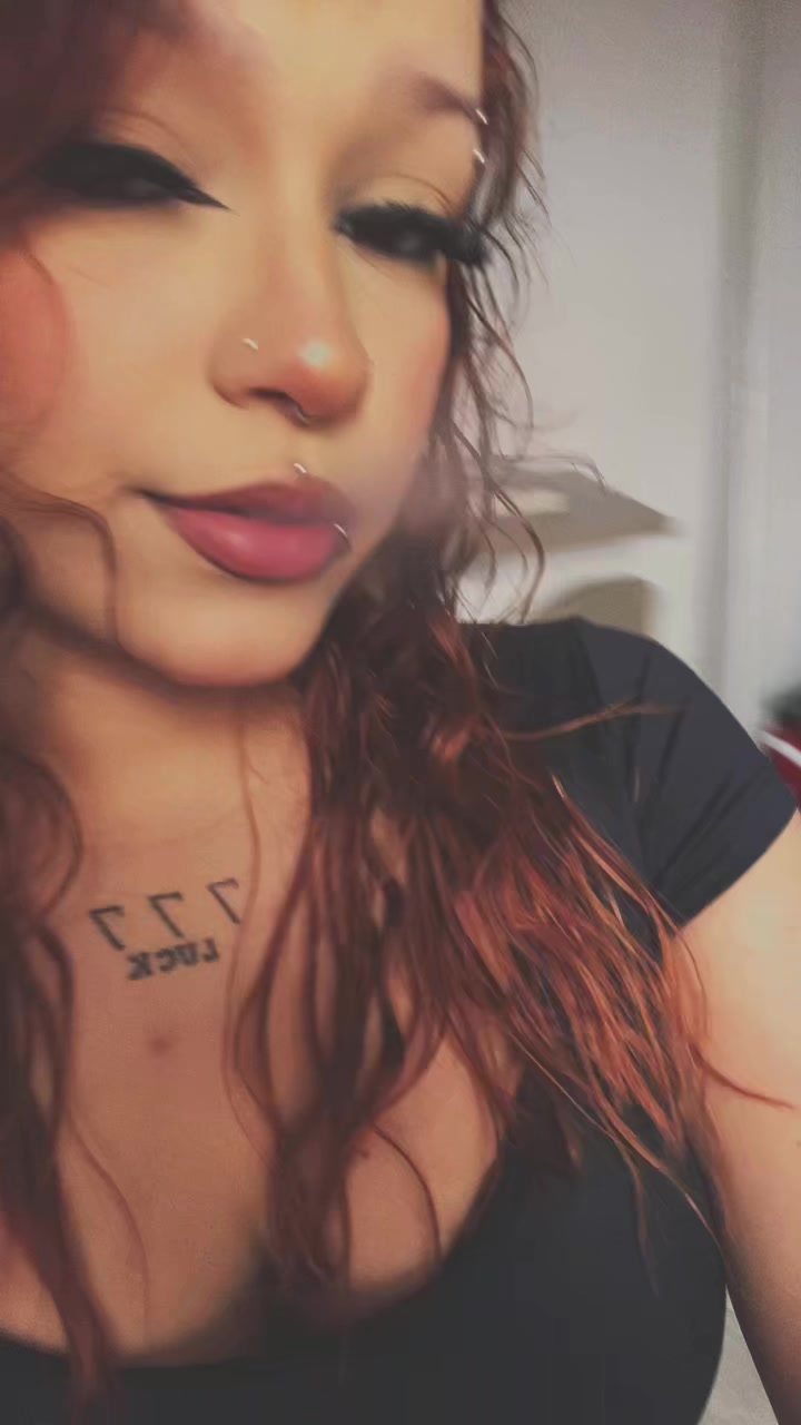@Analu ✧