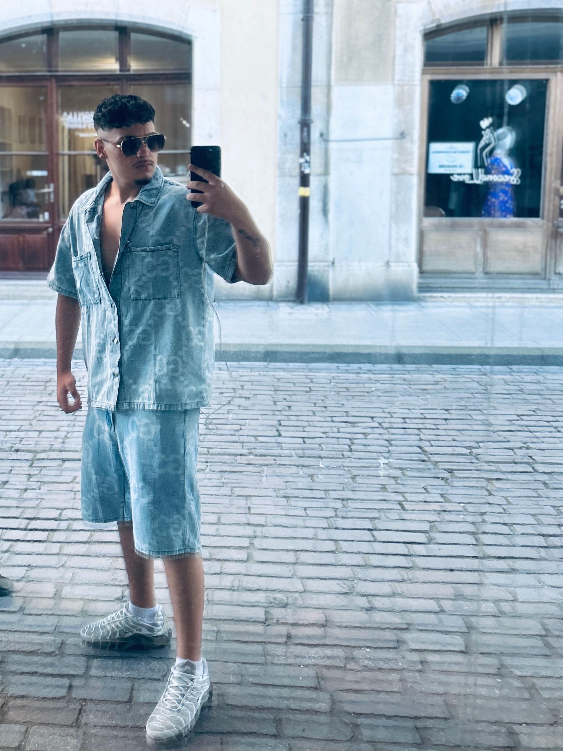 @Italianul