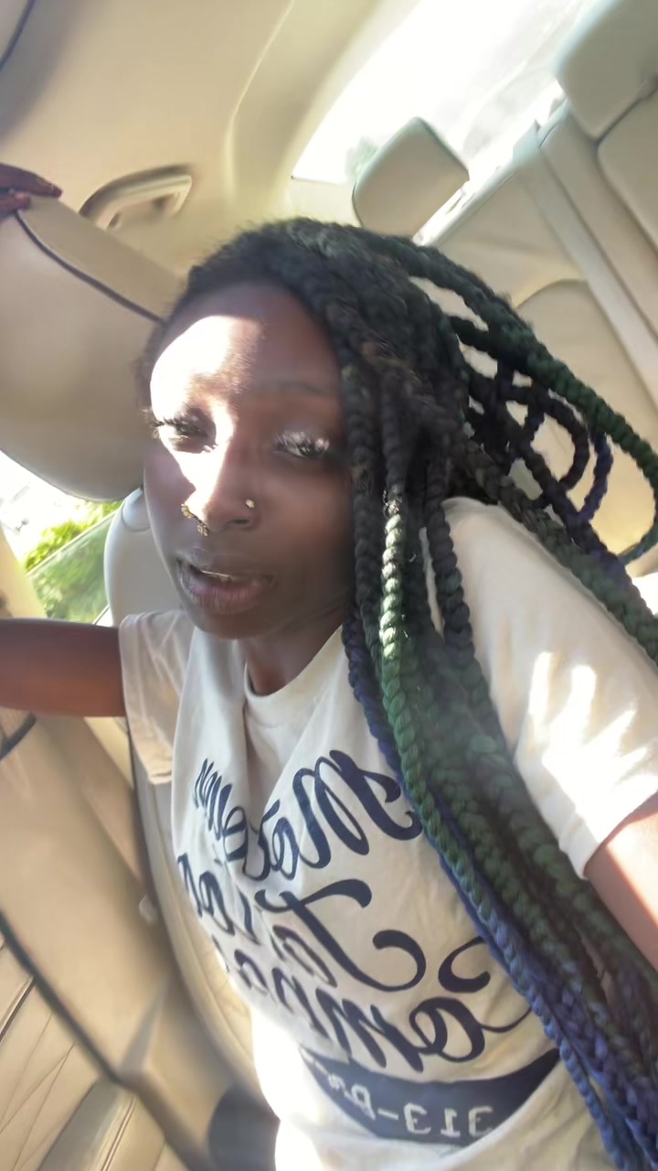 @Chocolate_cait