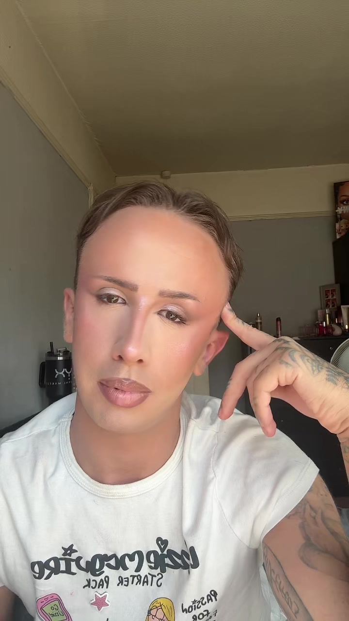 @Lukey💋🎀🦋⚡️🎧