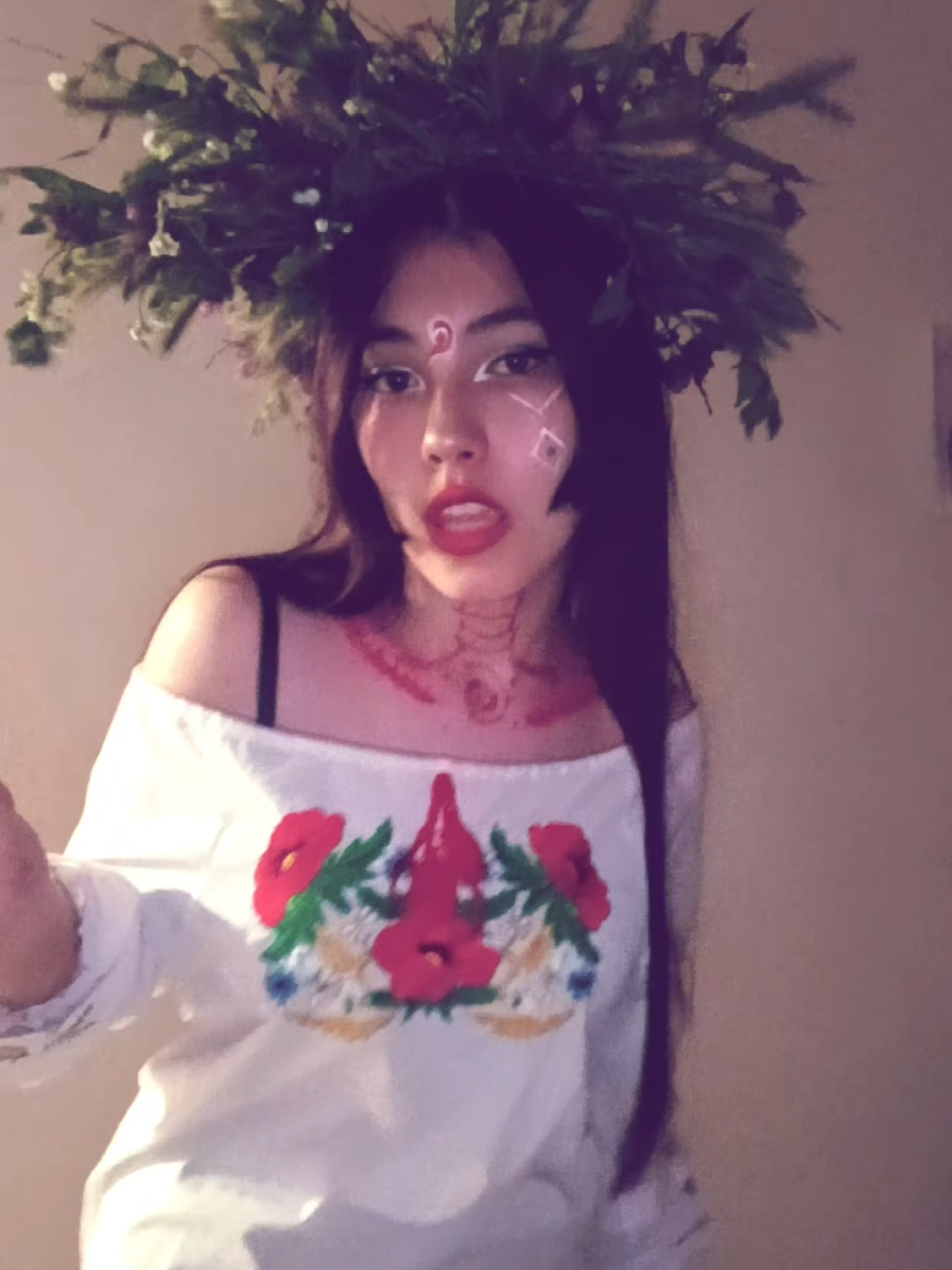 @Dominika 🧛🏻&zwj;♀️