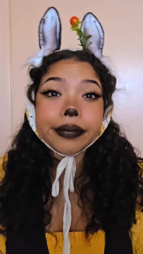 @The Bunnyfolk Cosplayer