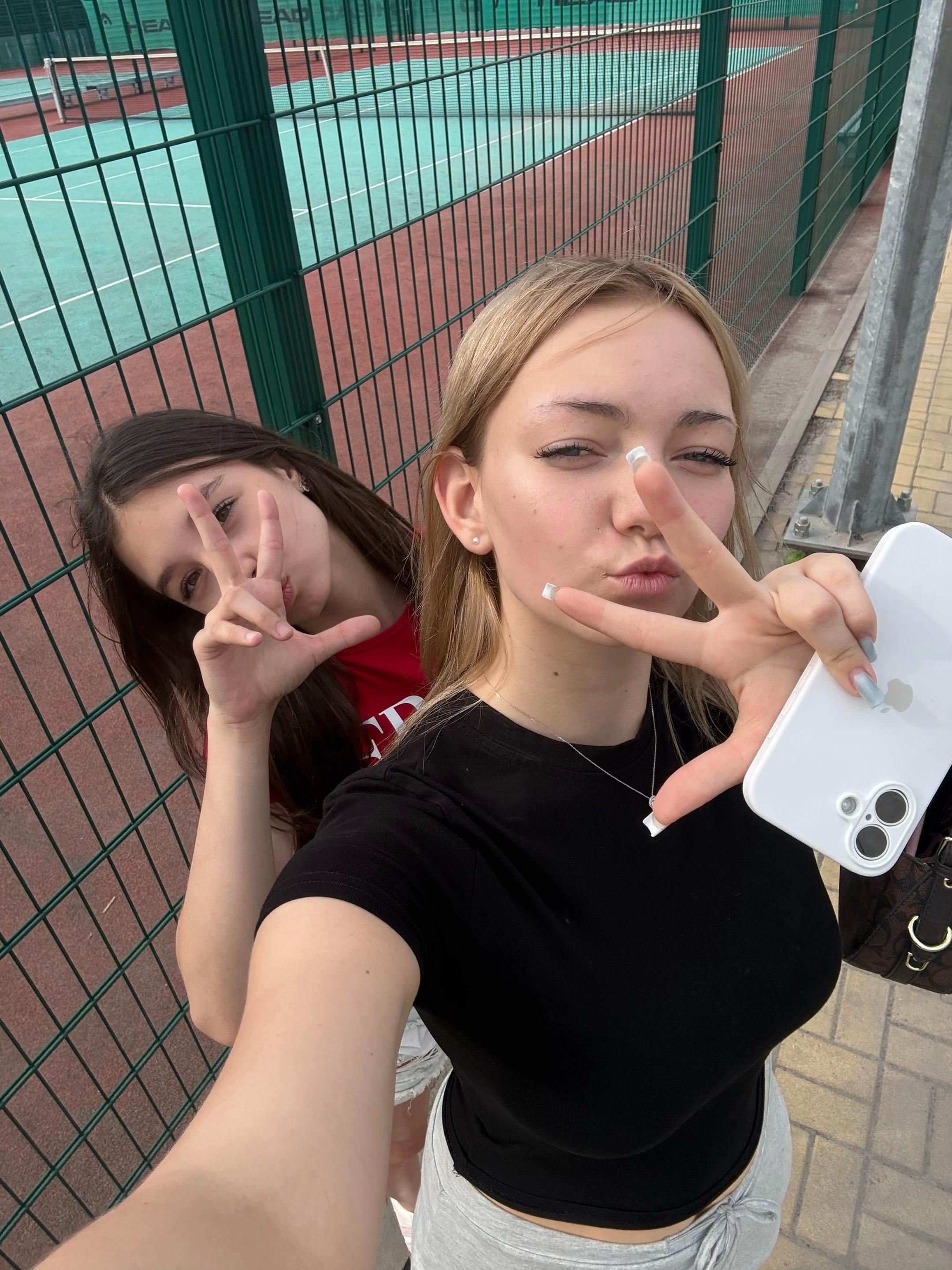 @Шатенка