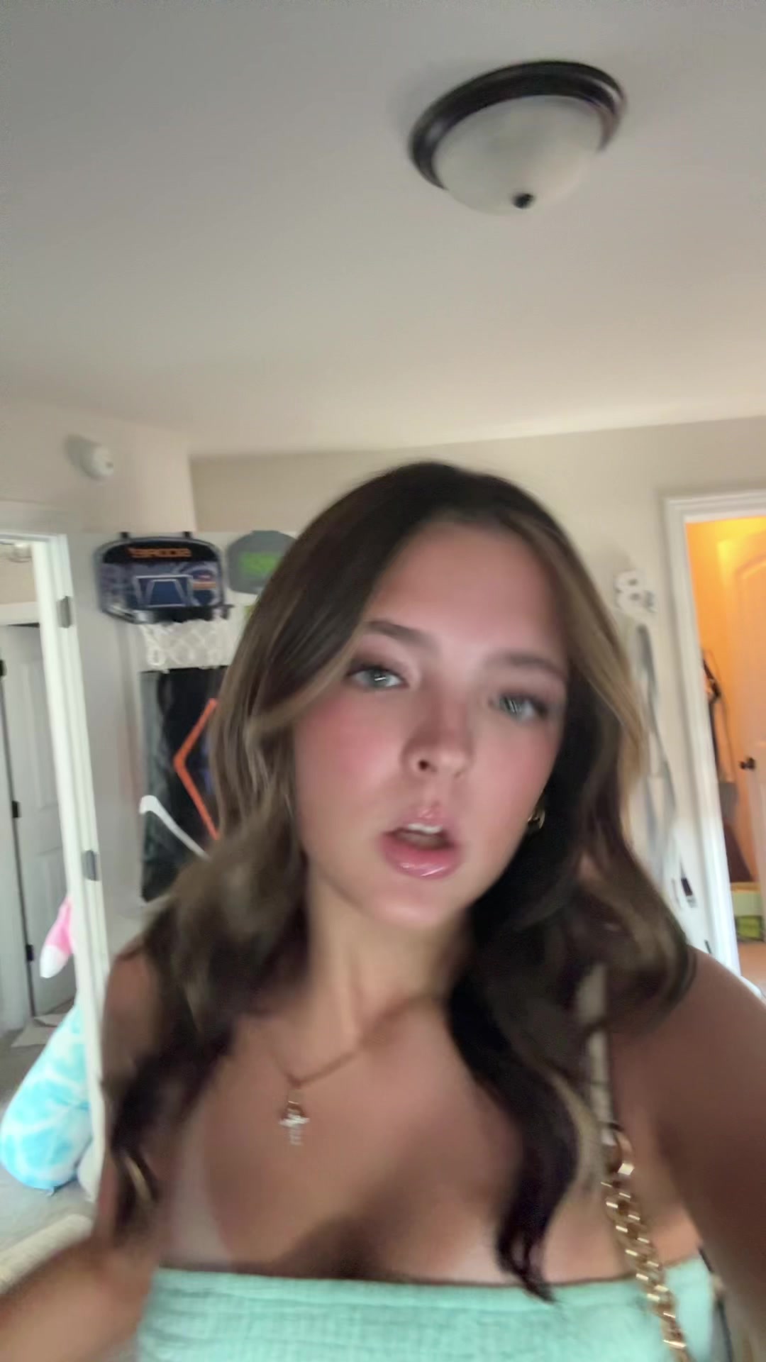 @fiona