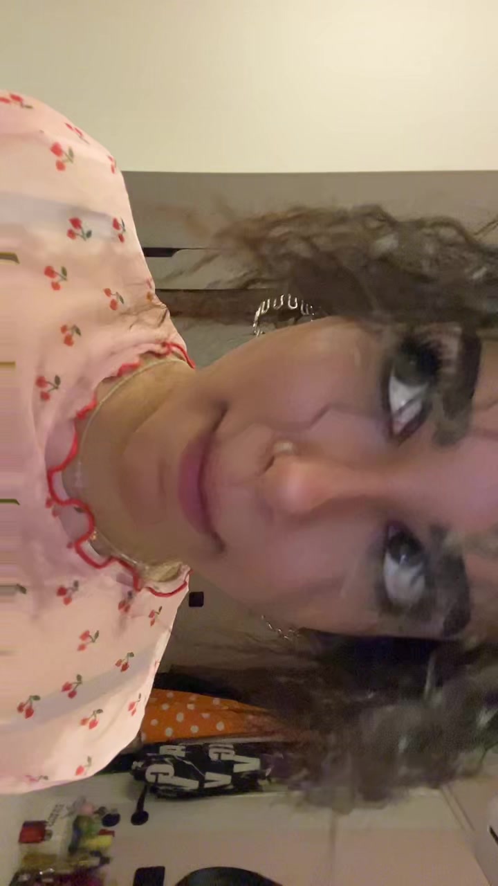 @Hsty