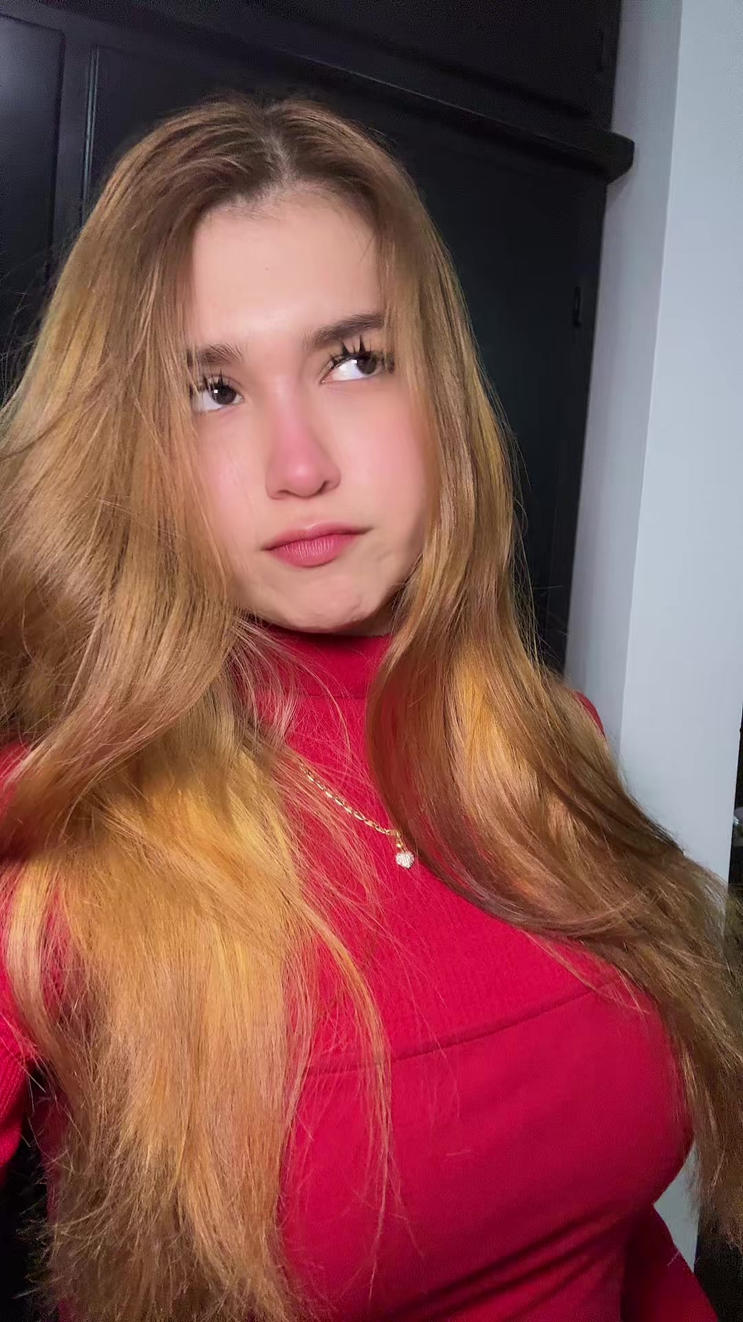 @𝓨𝓸𝓼𝓮𝓵𝓲𝓷