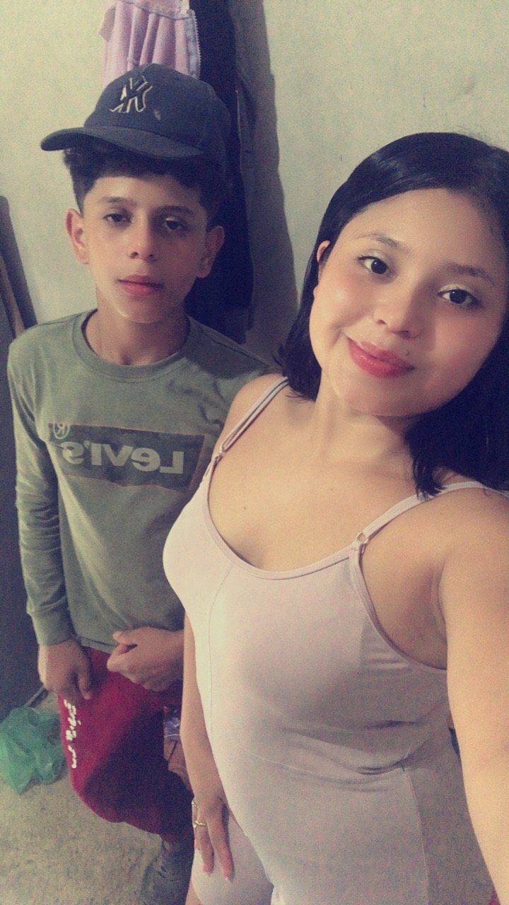 @T&uacute; chaparrita 😍😍