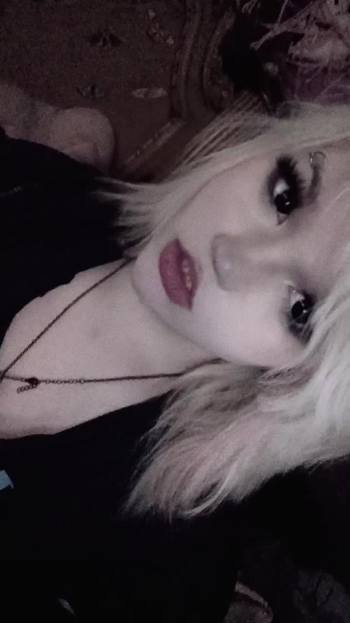 @Xxpierced princessxX