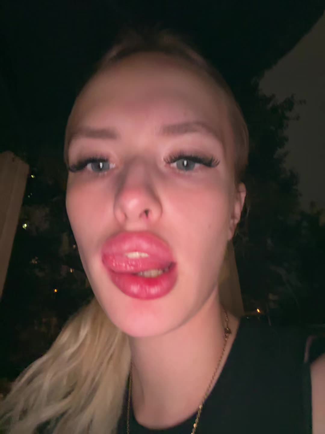 @Полина