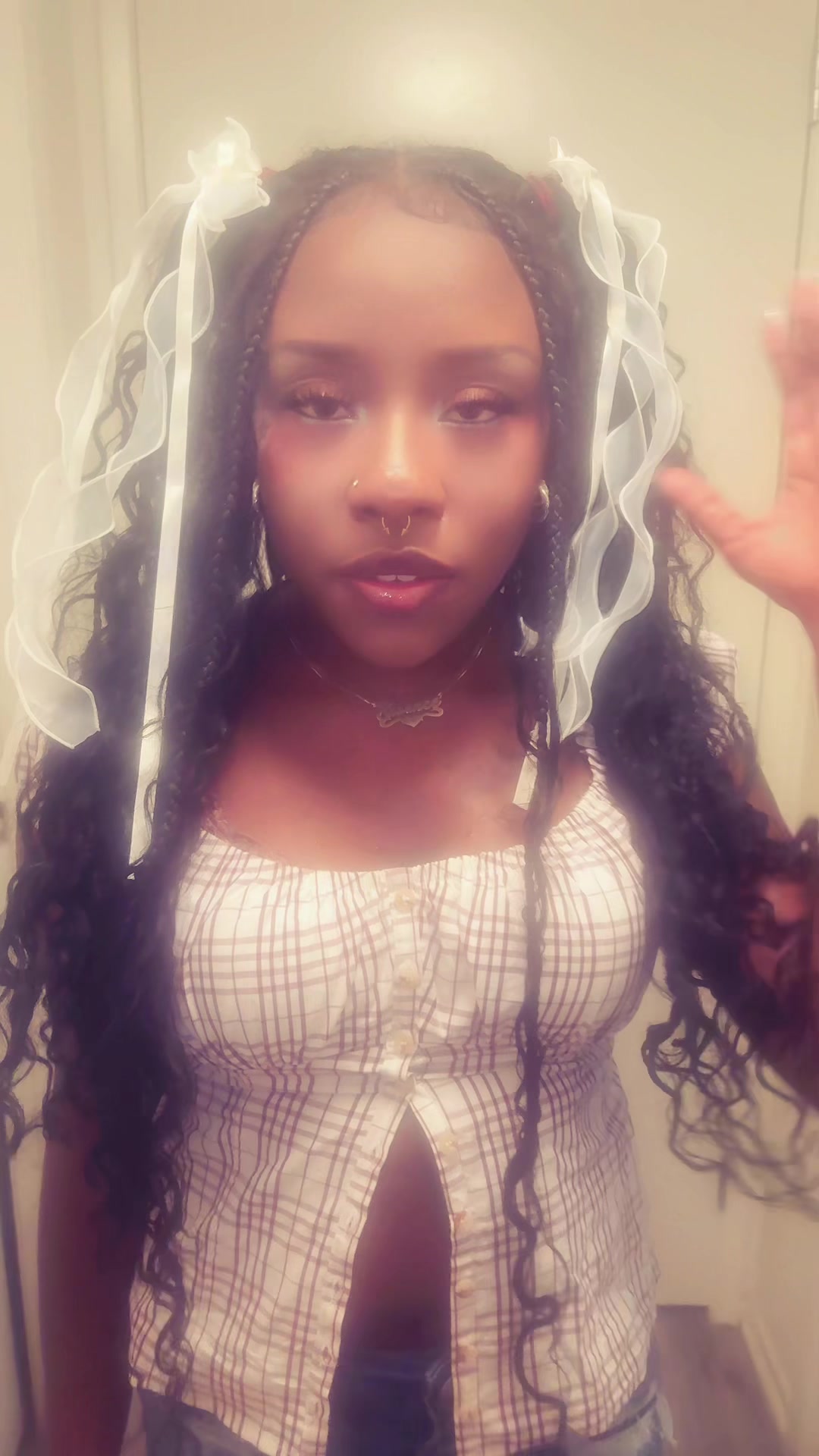 @💜𝙴𝚜𝚜𝚎𝚗𝚌𝚎💜