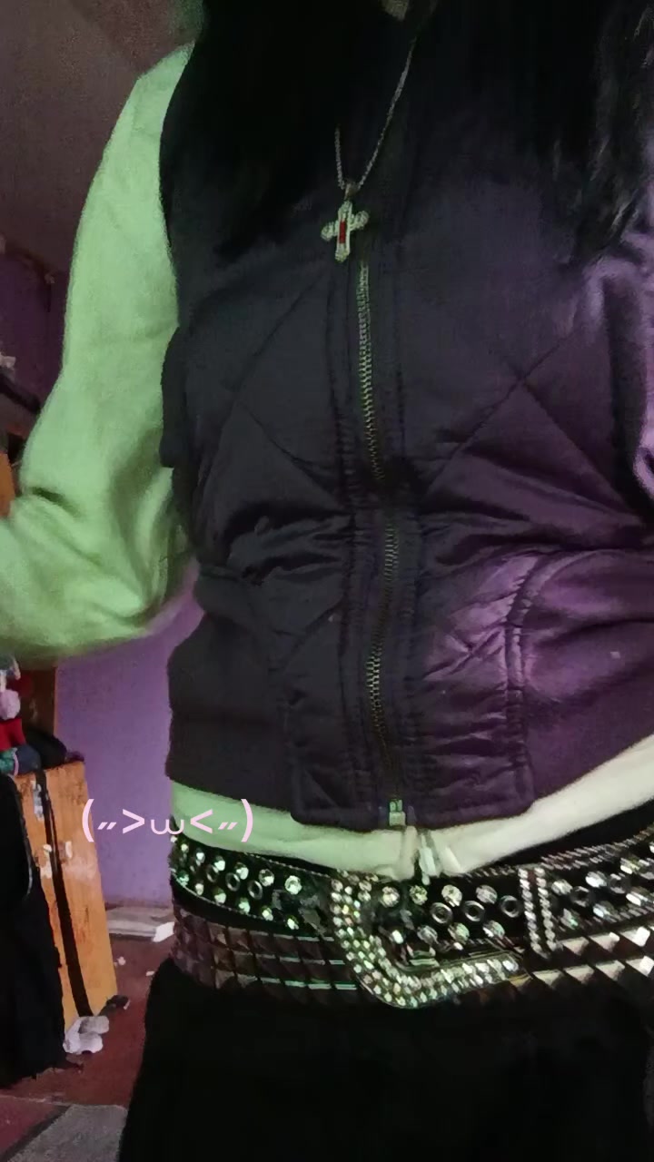 @;3