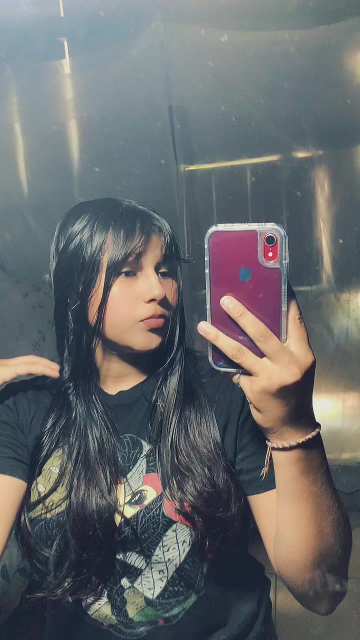 @Fabiola🦋🐝