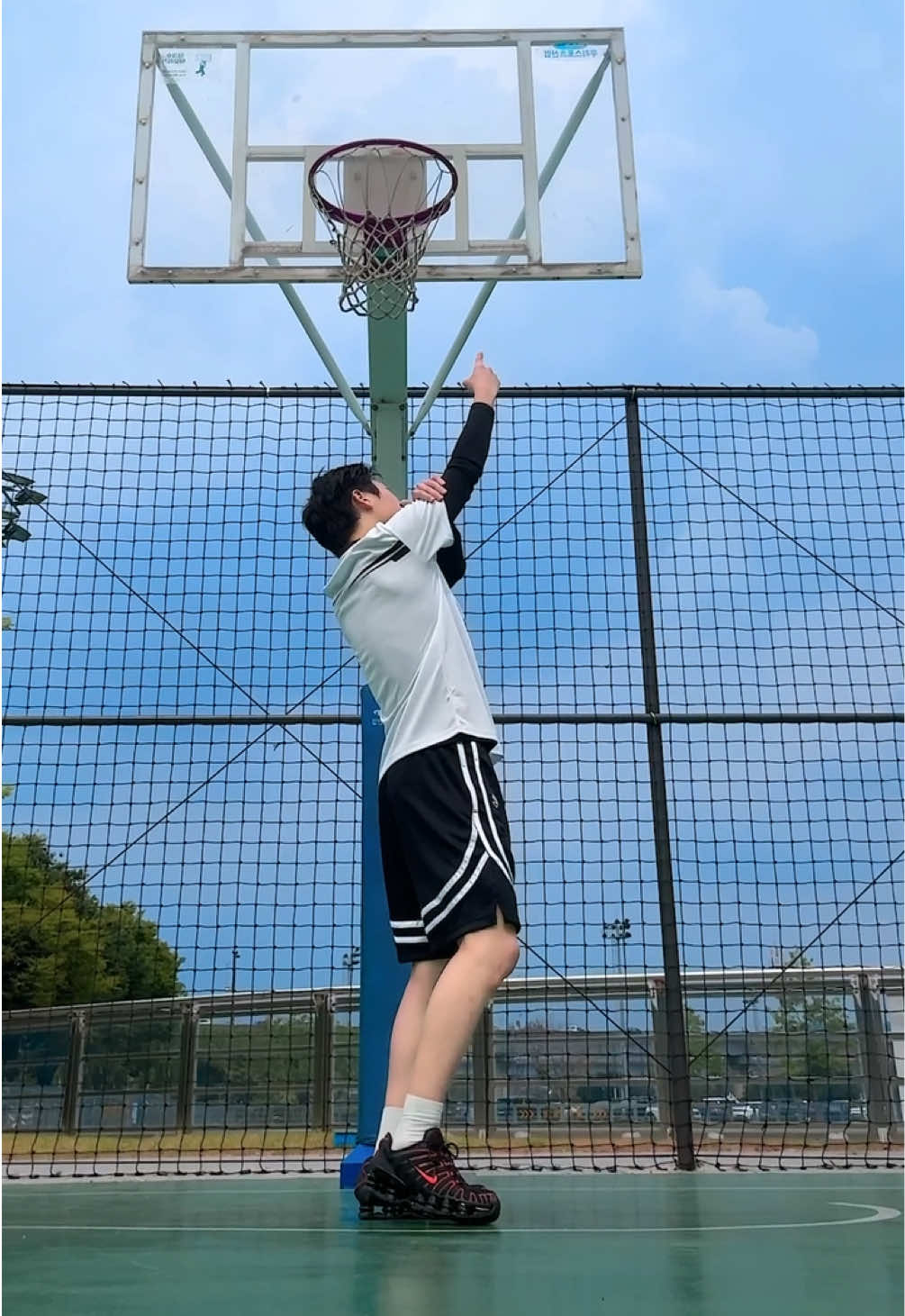 @NOWZ&middot;나우즈