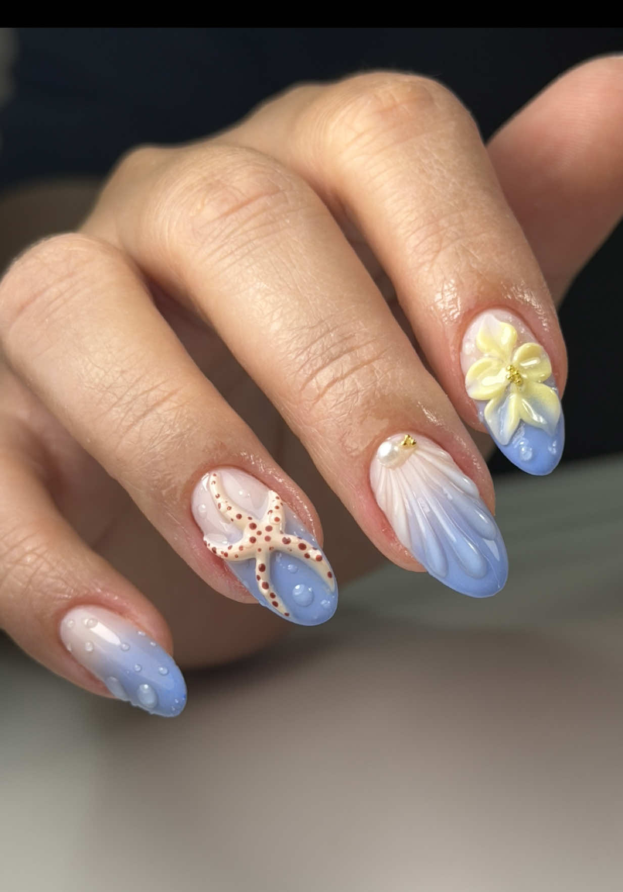 @dai_nails_artist