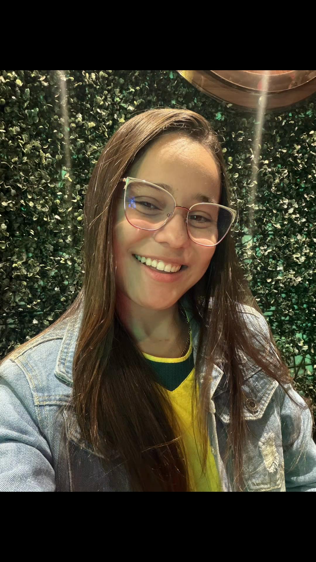 @_camilaeloi