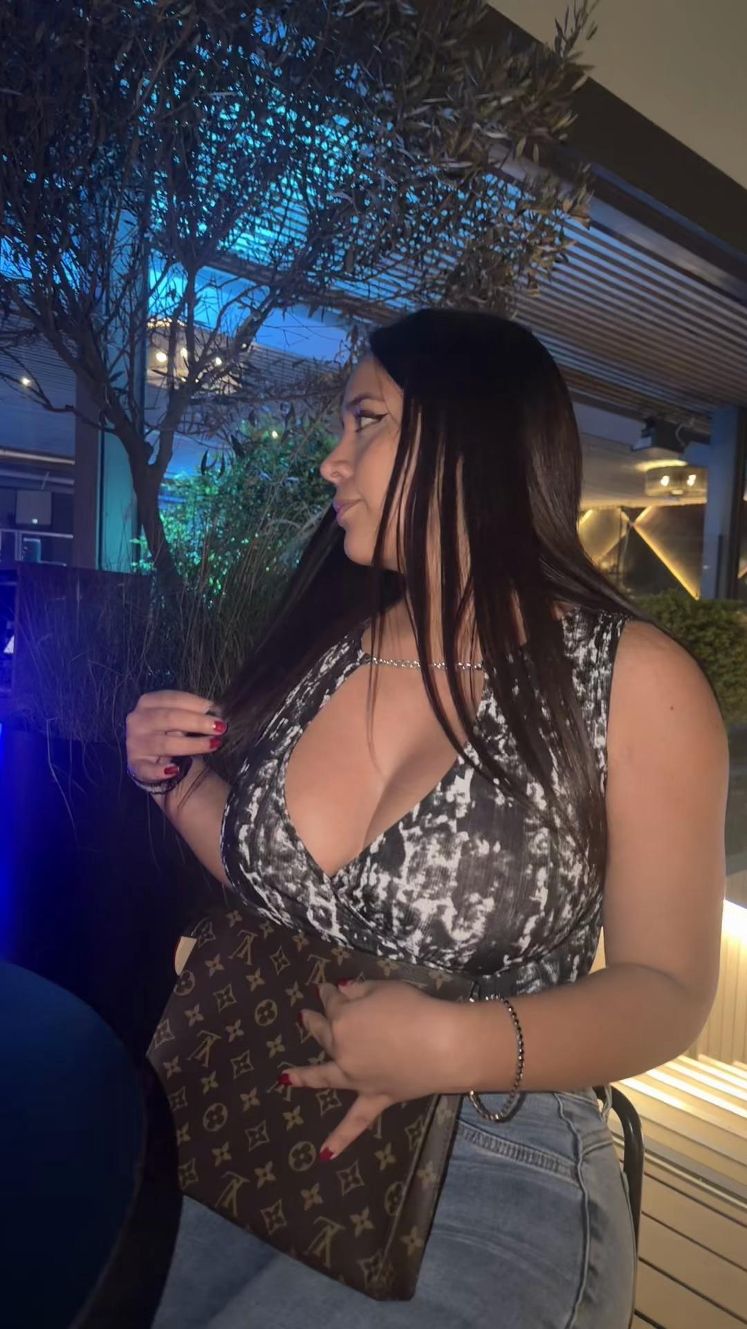 @danidaniela