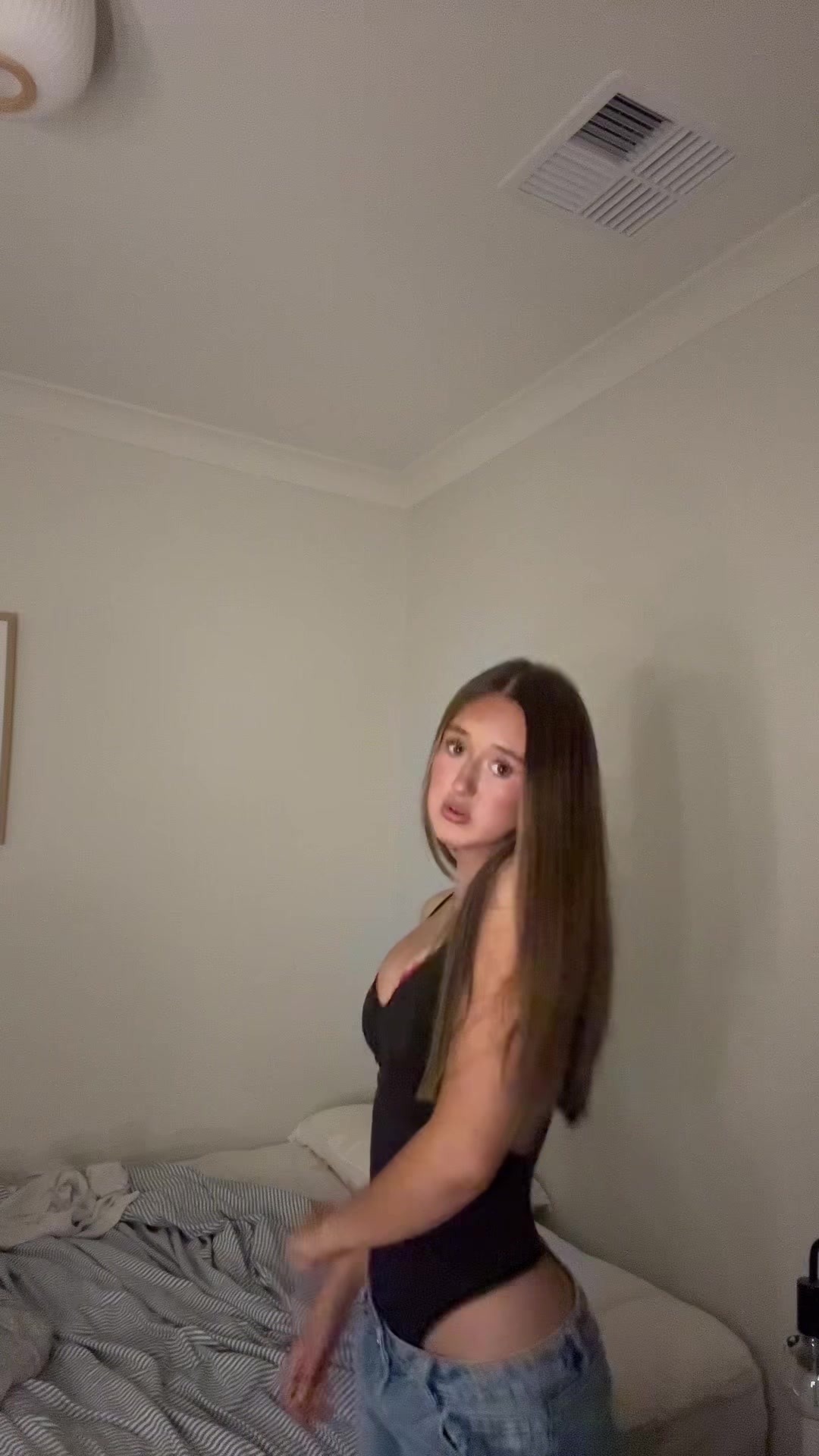 @lily