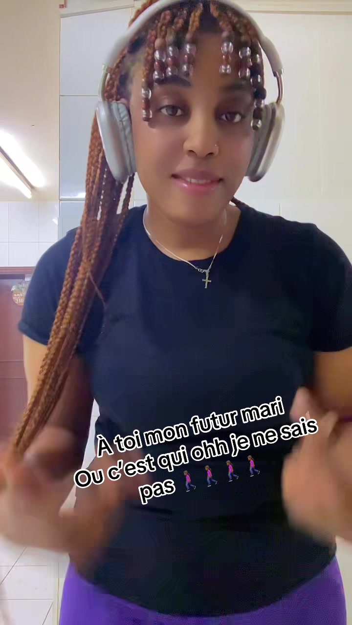 @sandraqueen🇨🇲🇦🇪🇨🇦