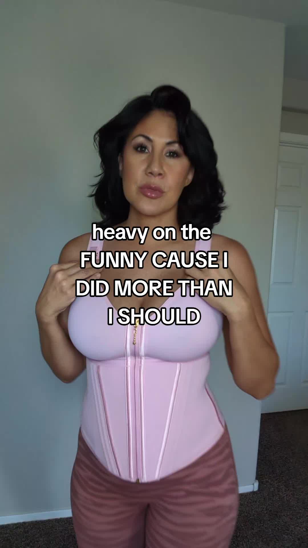@MiaNavarro