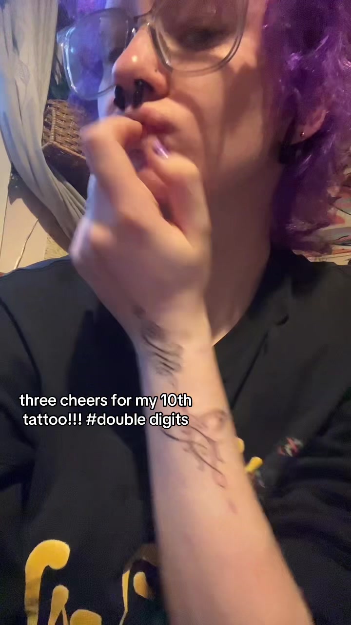 @😵&zwj;💫