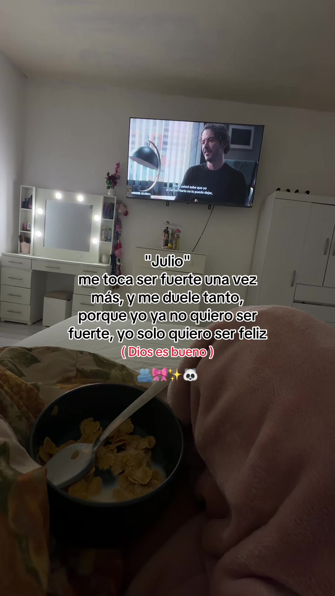 @🐼