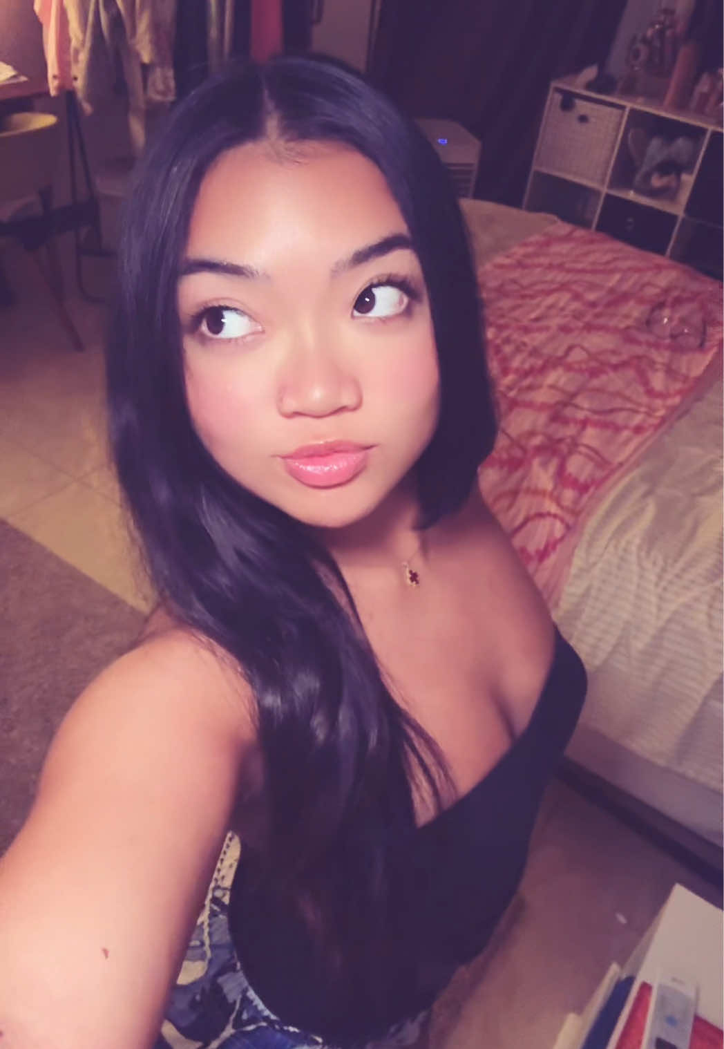 @LAUREN