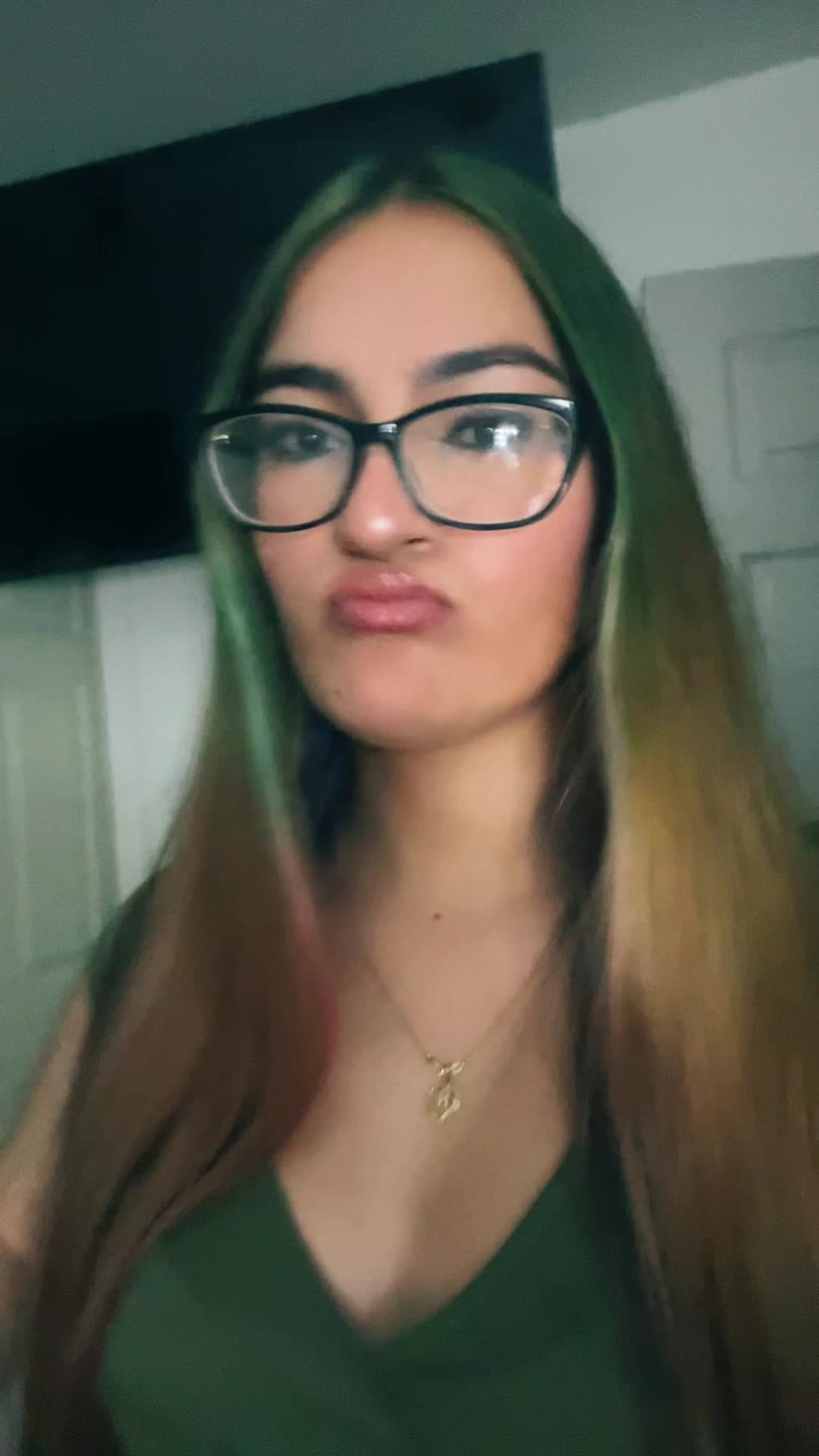 @👛🎀🧁🦢🪽