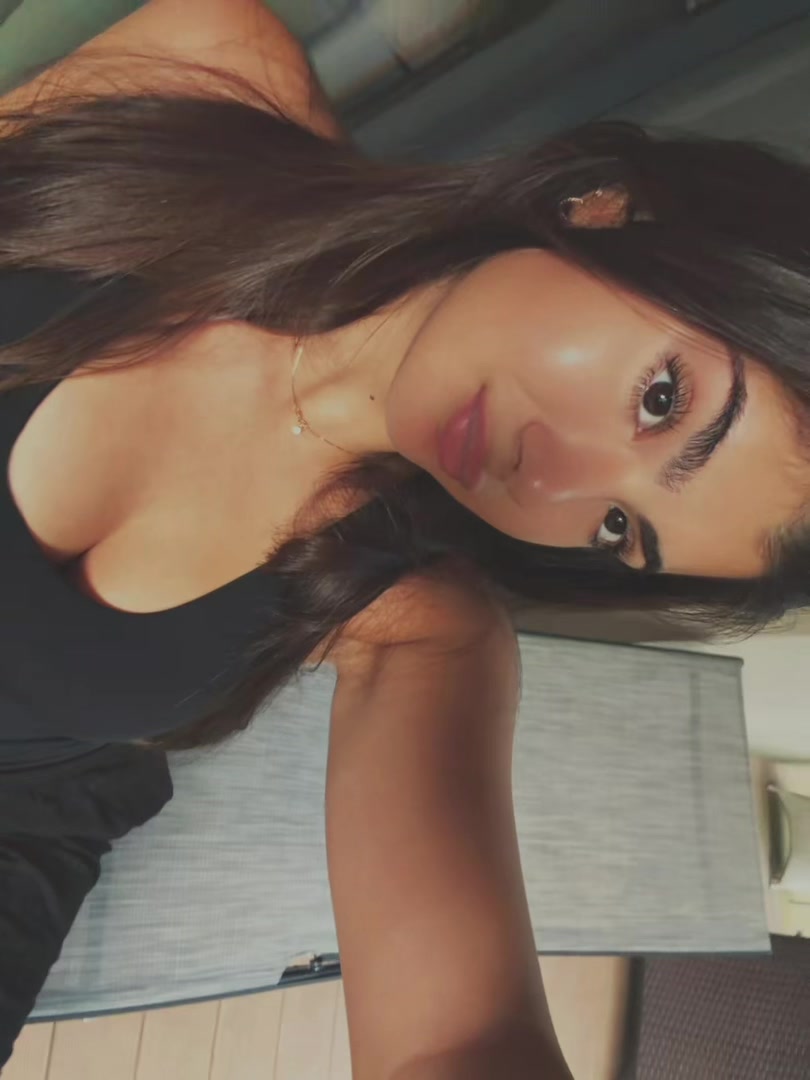 @Ari🤍