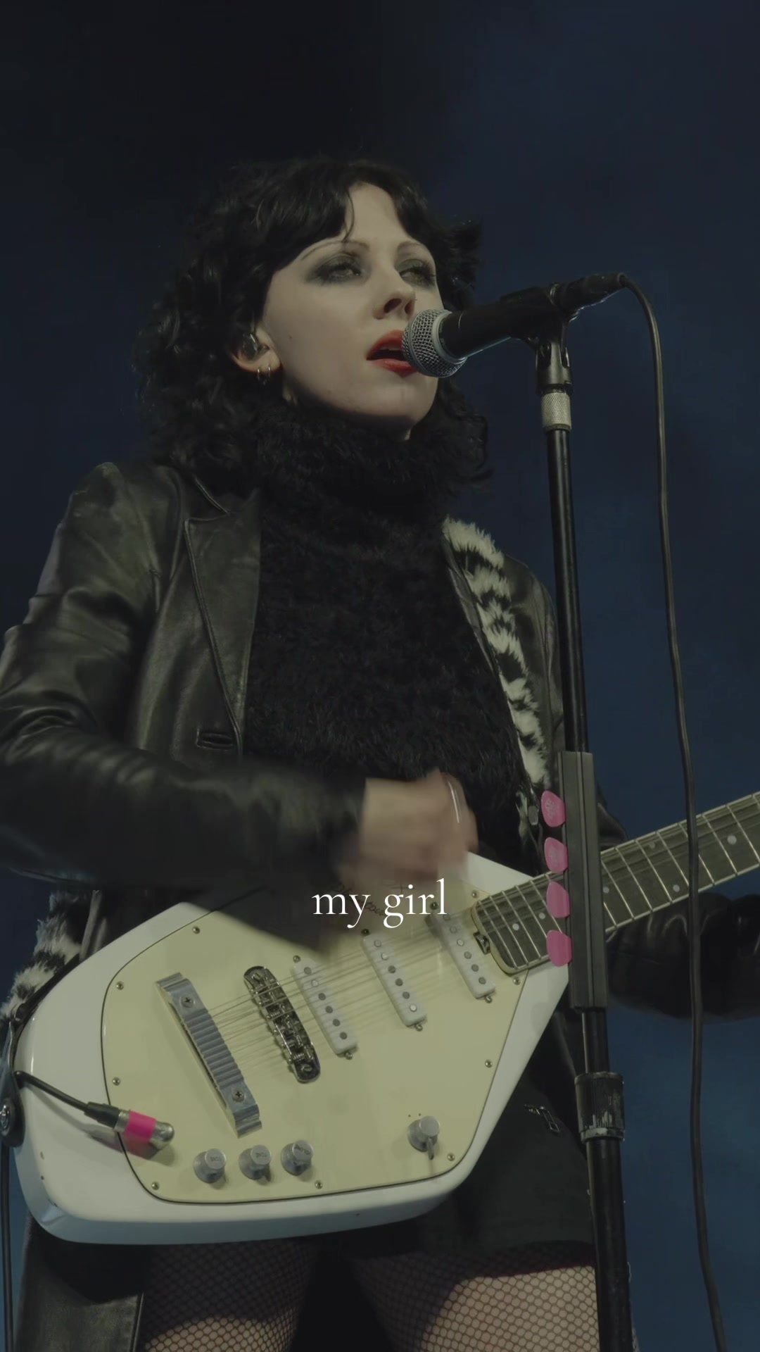 @Pale Waves