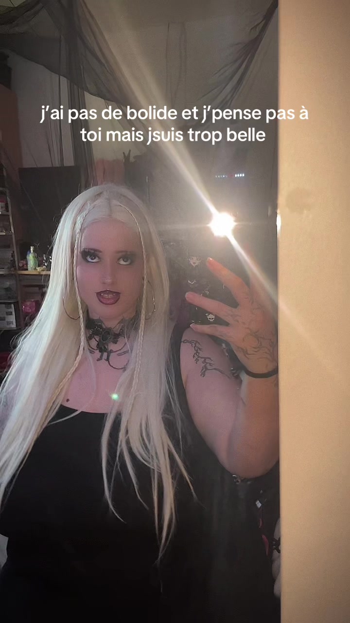 @aly🧛&zwj;♀️