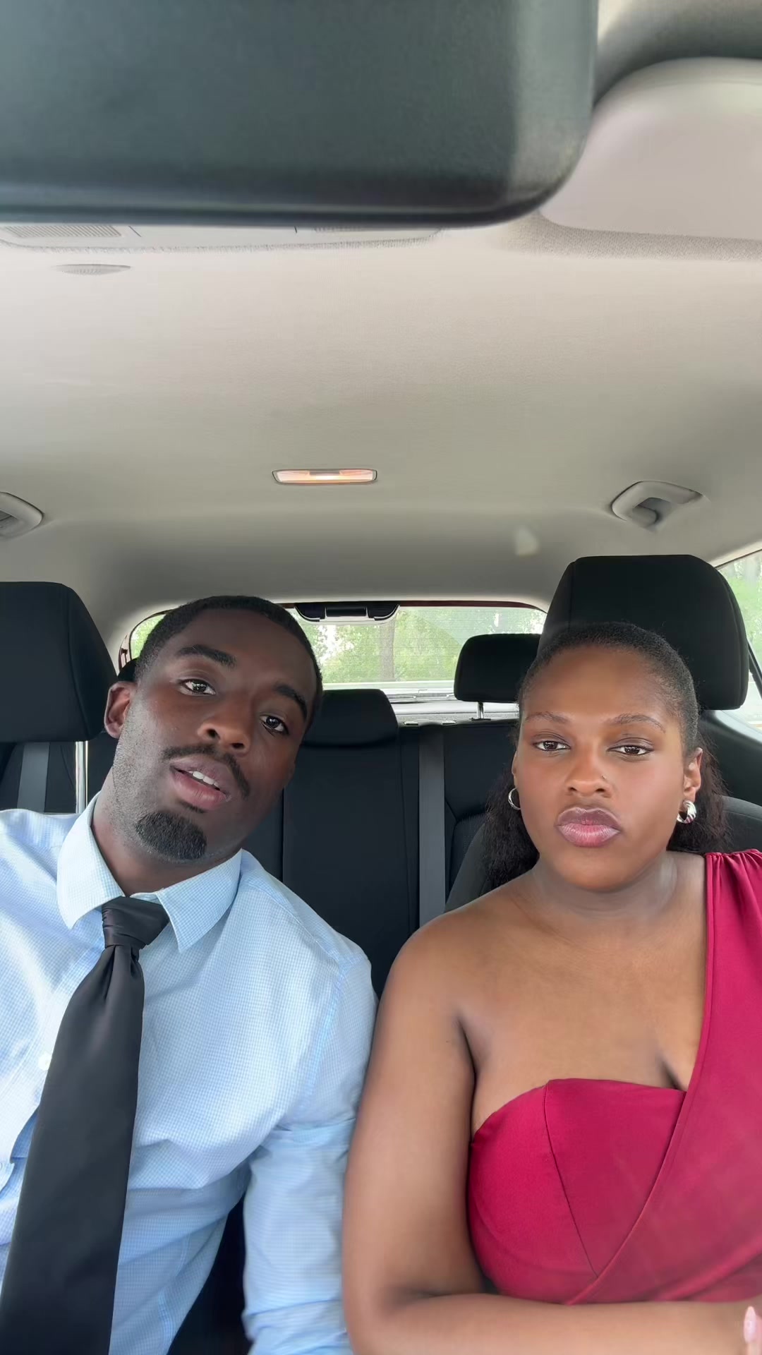 @🧑🏿&zwj;🦱👧🏾